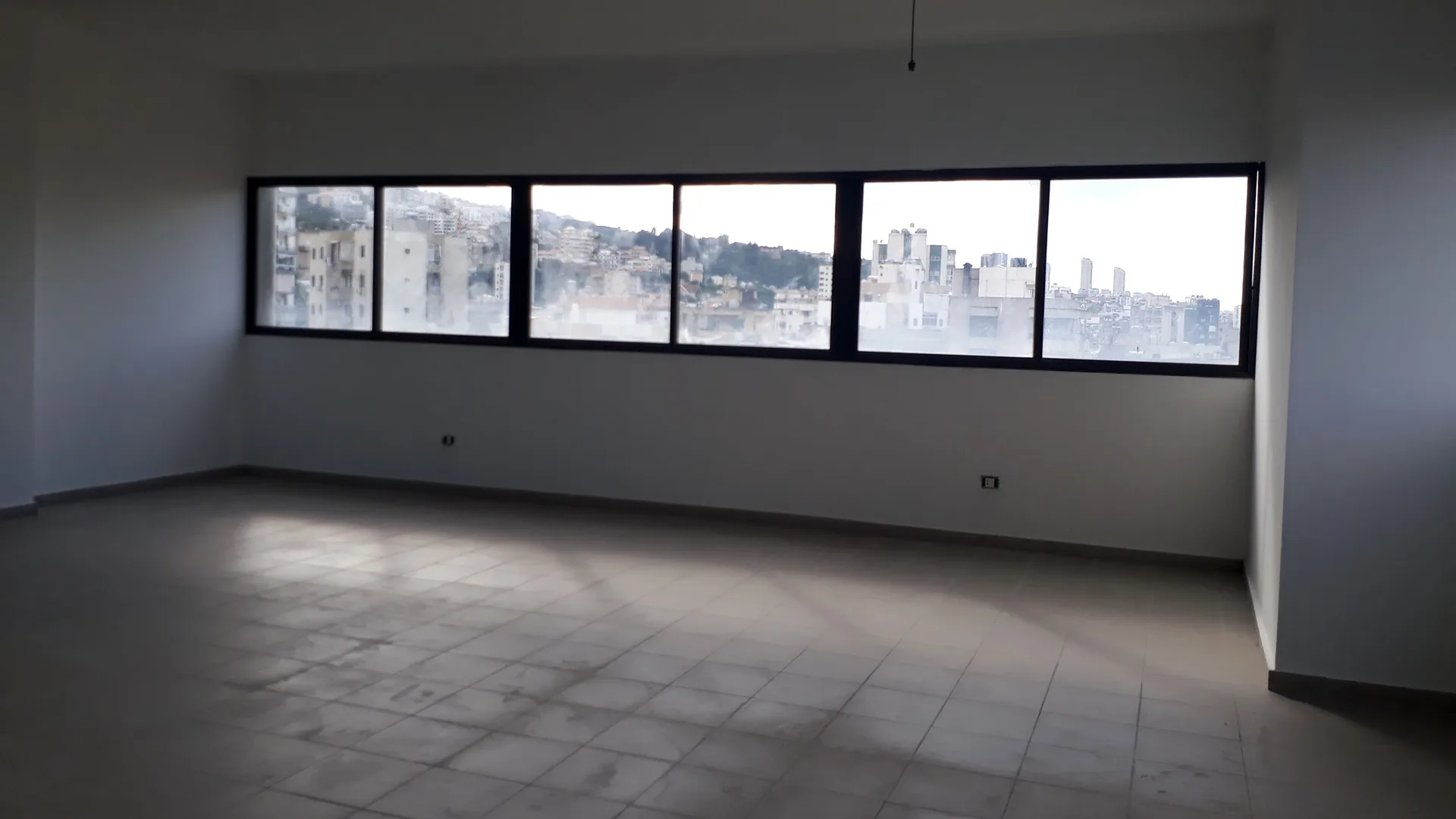 Office for sale in Jdeideh — الصورة 4