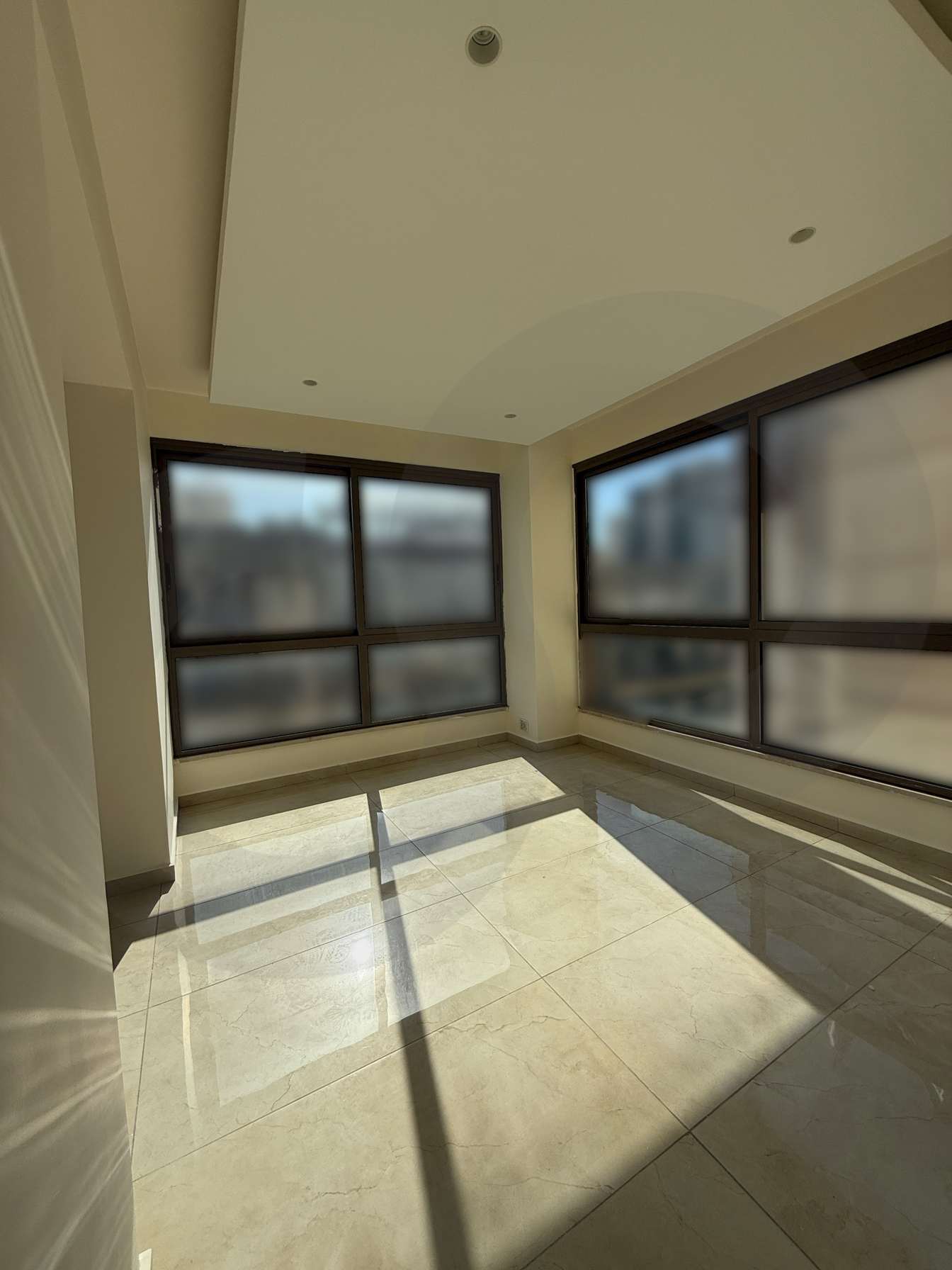 balcony,Maid's room, electricity Verdun — الصورة 2