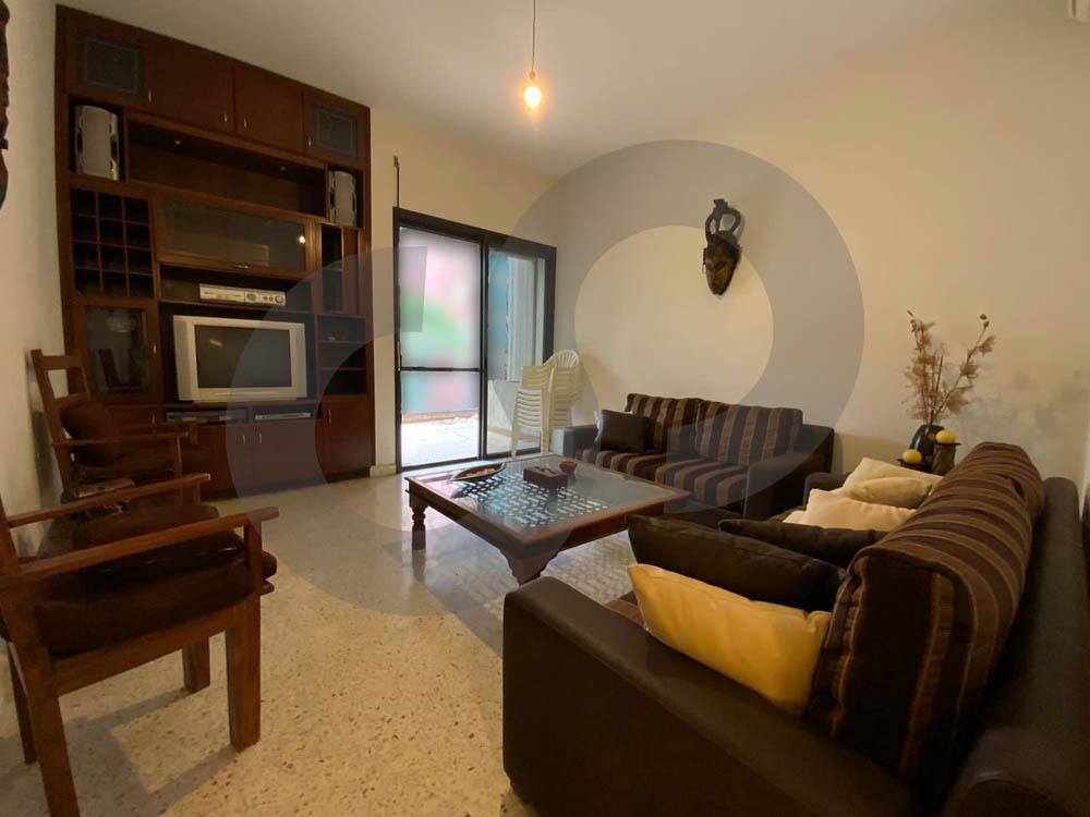 Newly furnished 252 SQM Apartment in Horsh Tabet — الصورة 3