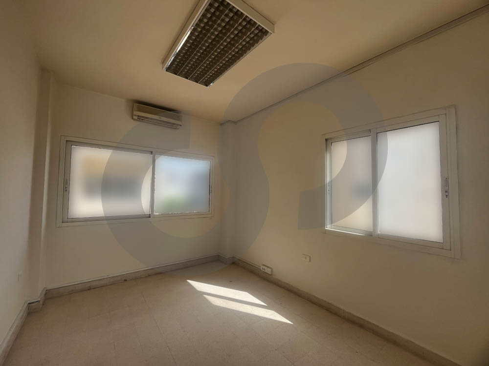200 SQM Apartment for sale in Horsh Tabet — الصورة 3