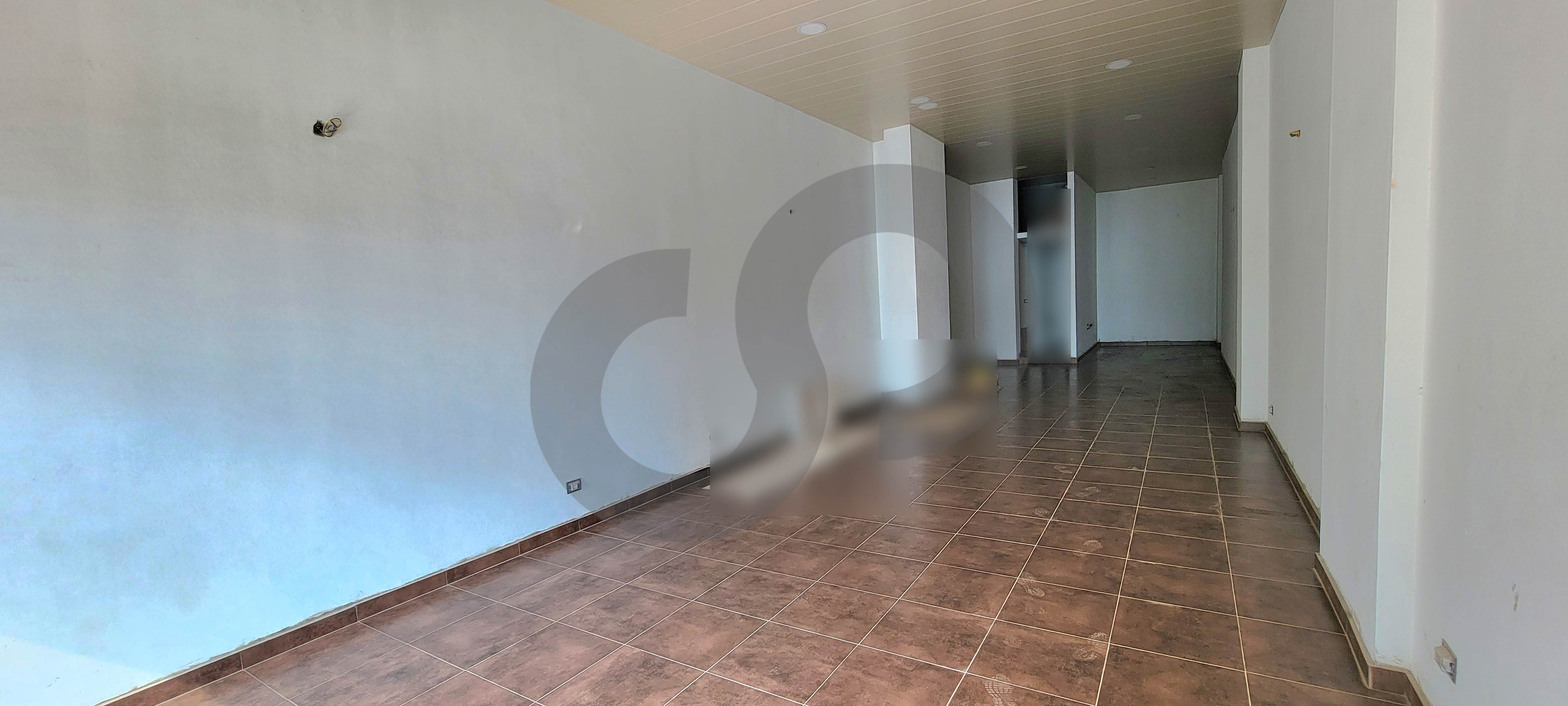 well-maintained 90 sqm shop in Sahel alma — الصورة 3