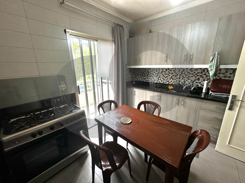 145 SQM prime location apartment in Jbeil — الصورة 3