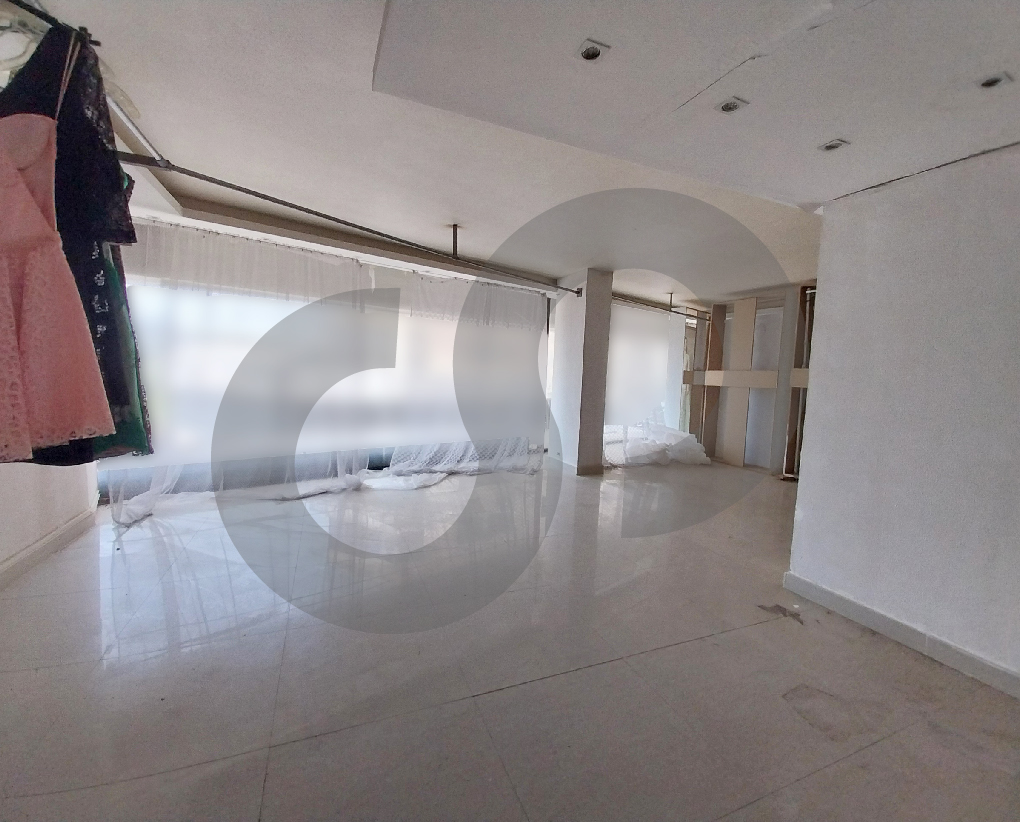 130 sqm shop FOR RENT in kaslik — الصورة 2