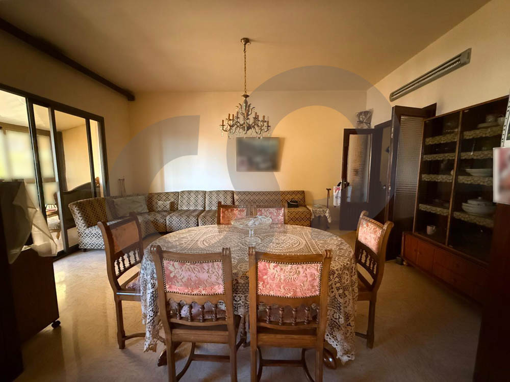 240 sqm apartment in prime location in tarik el jdieh — الصورة 3