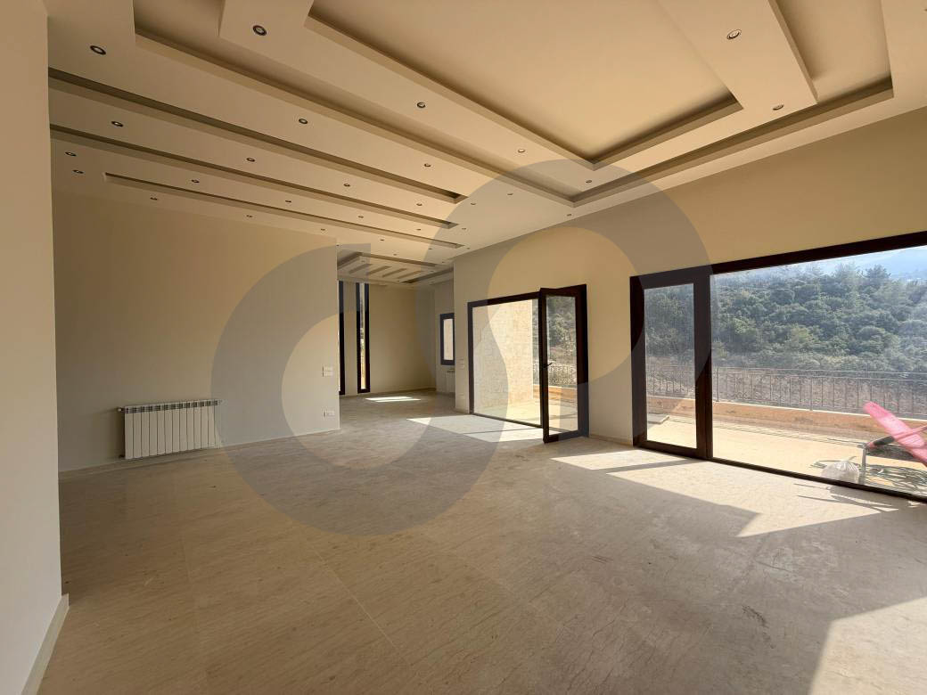 Luxurious villa, prime location, keserwan, fatqa — الصورة 3
