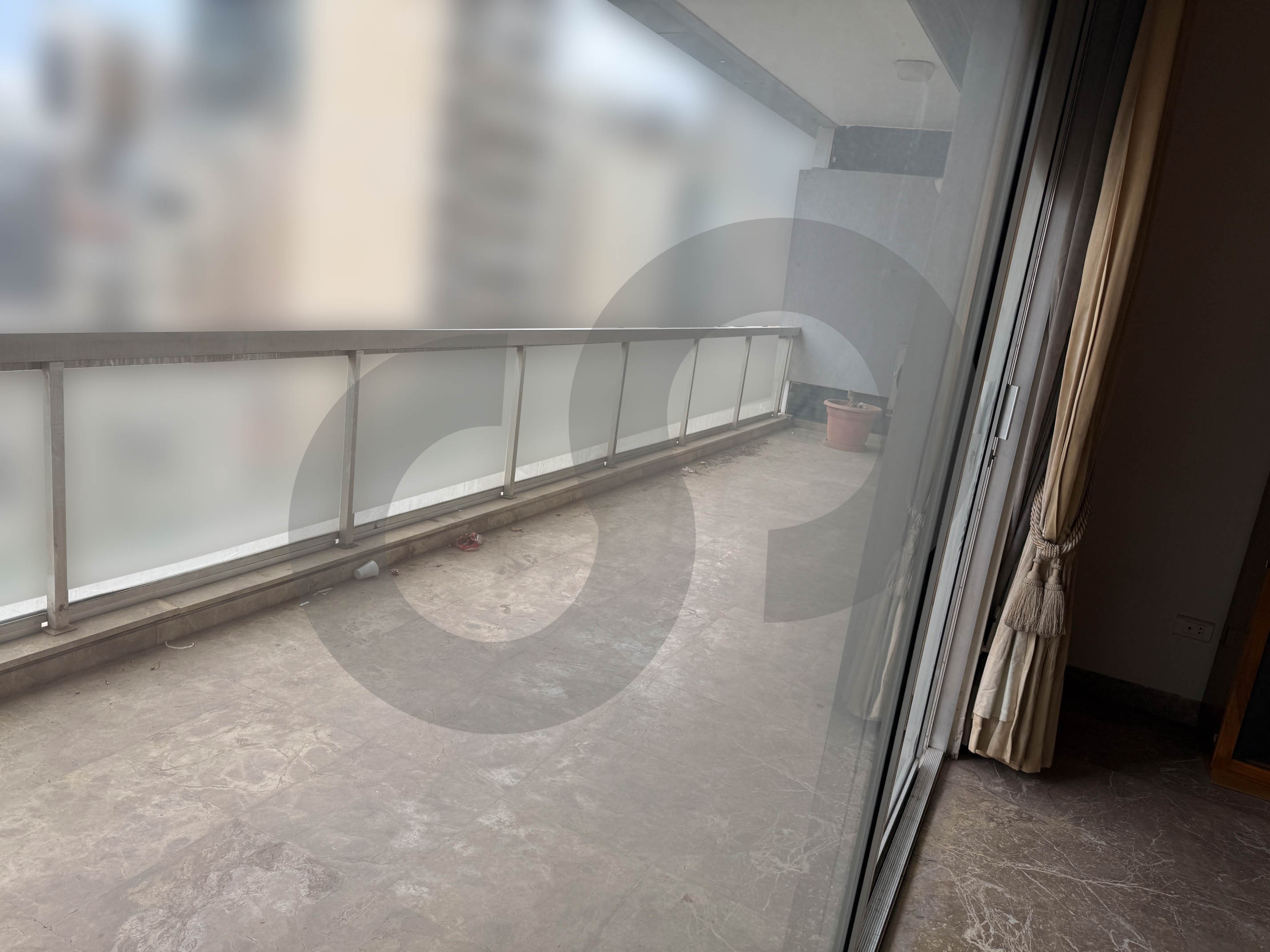 exceptional space, prime location,Quraytem — الصورة 3