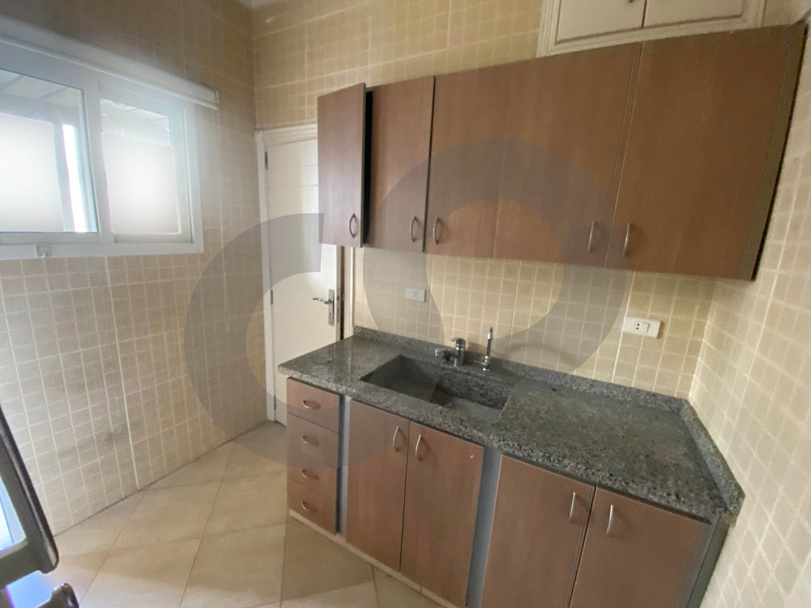 170 sqm Apartment with Terrace – Sioufi Prime Location — photo 3