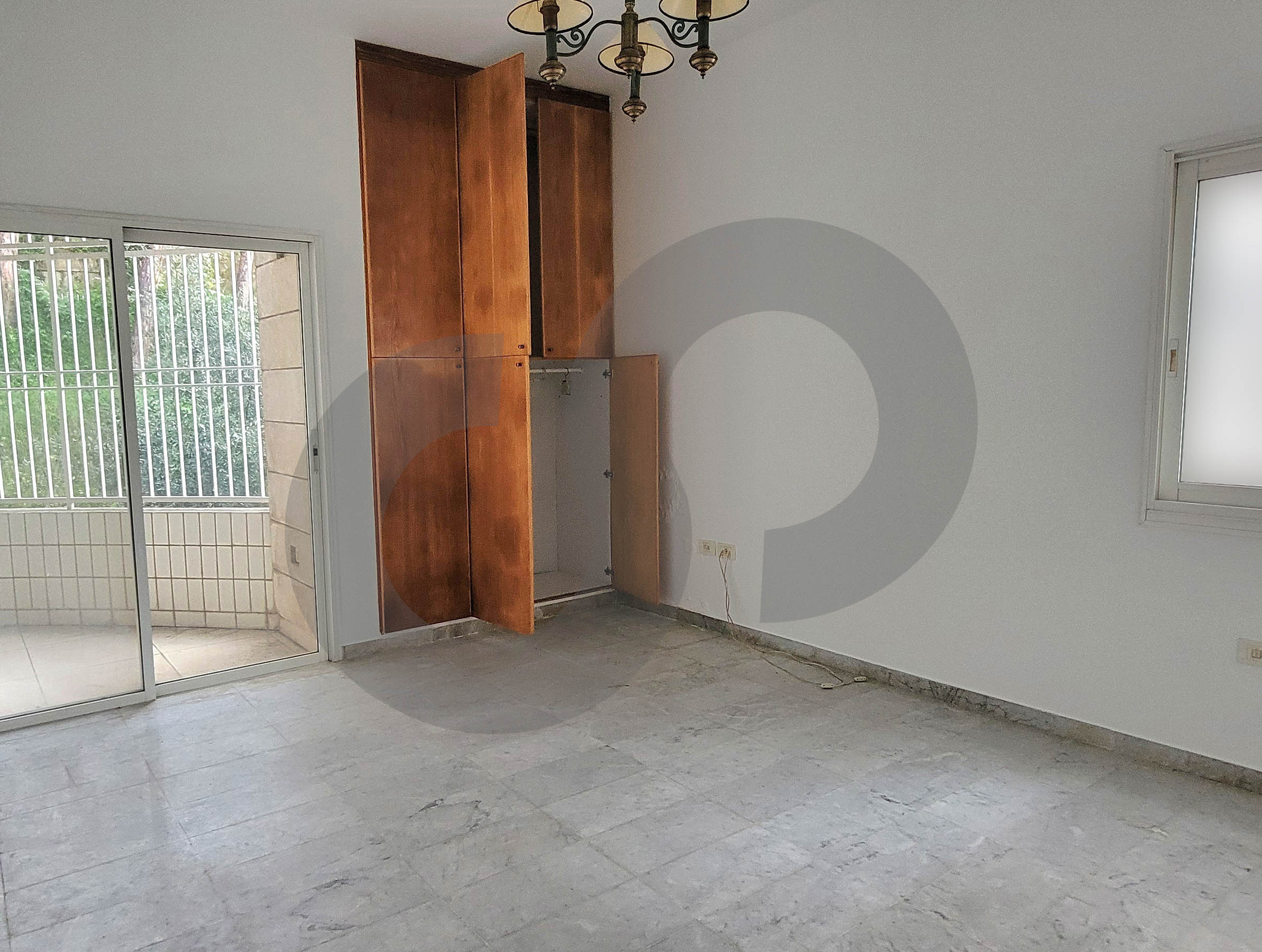 Prime area, spacious building on 1350sqm land, sahel alma — الصورة 3