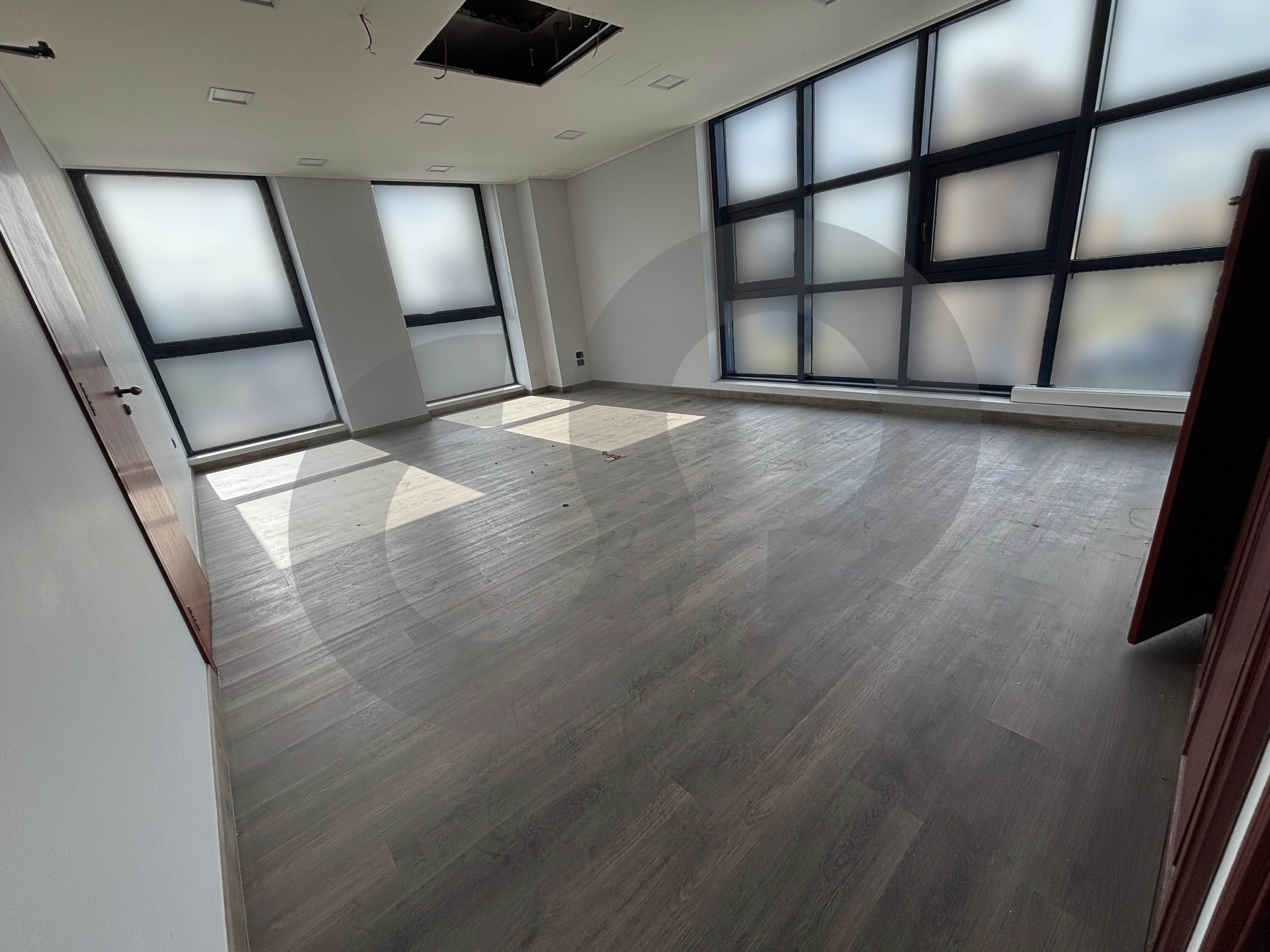 two terraces,ac centrale, prime location, metn,Dbaye — الصورة 3
