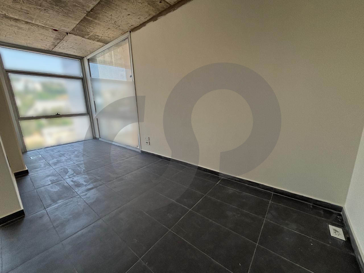 two underground parking, prime area, dbaye — الصورة 3