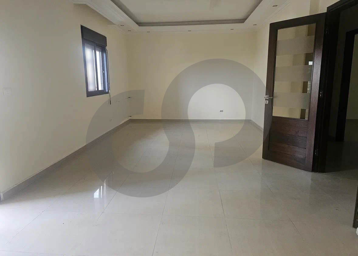 4 balconies, elevator, cave, Akbeh - Zgharta — الصورة 2