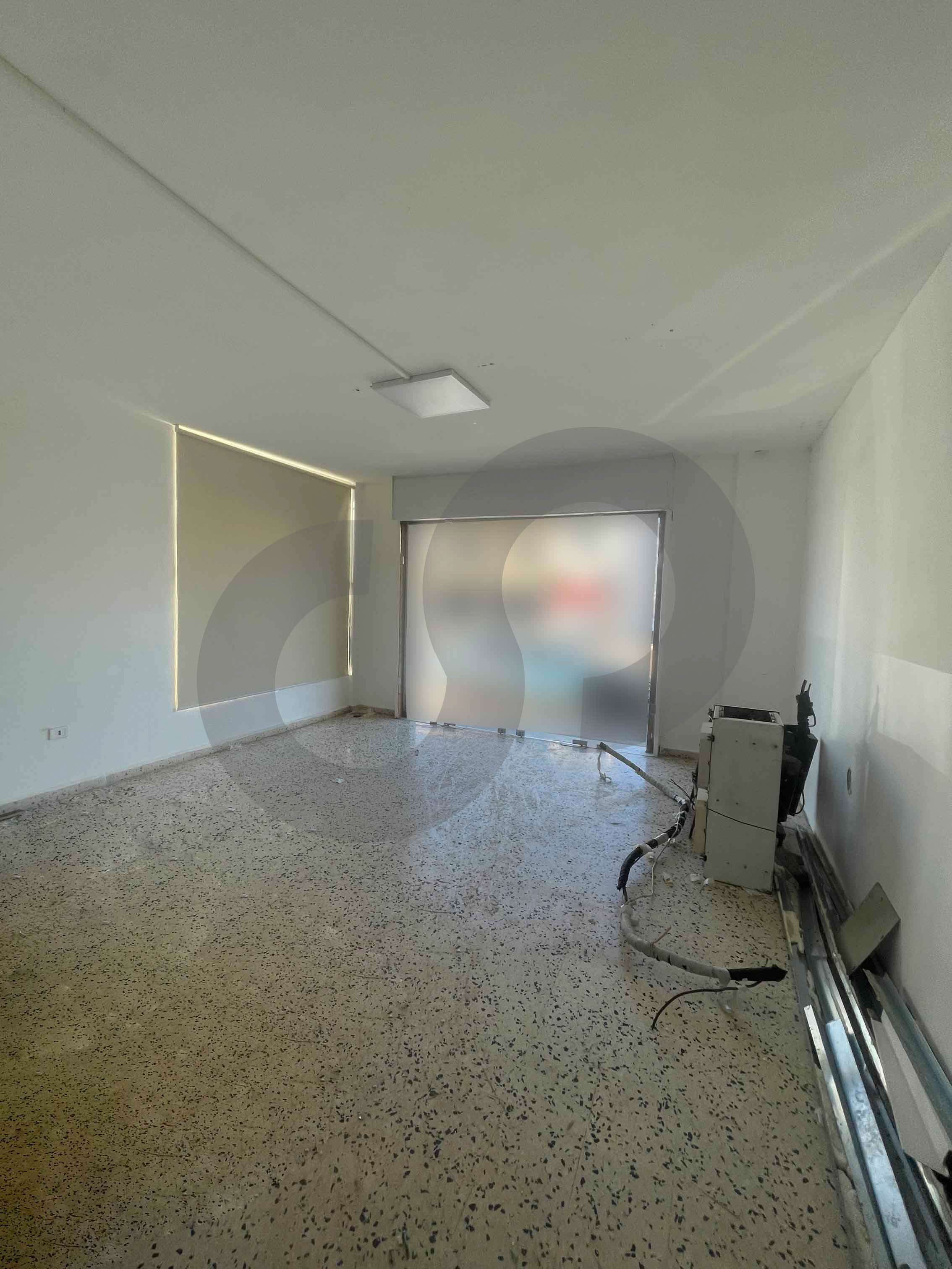 newly constructed commercial center, zgharta — photo 3