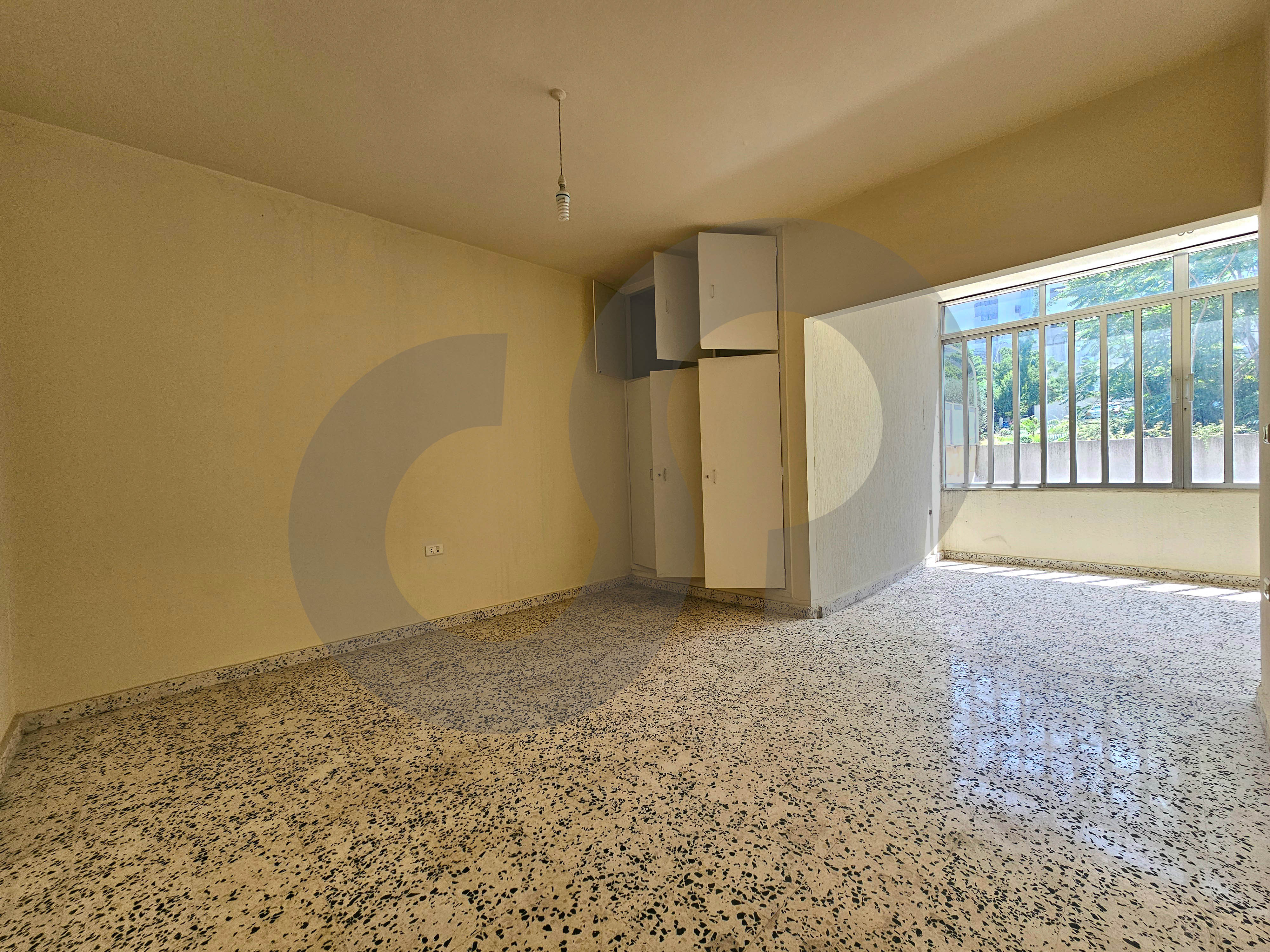 Heating installation, Balcony ,Zouk Mosbeh — الصورة 3