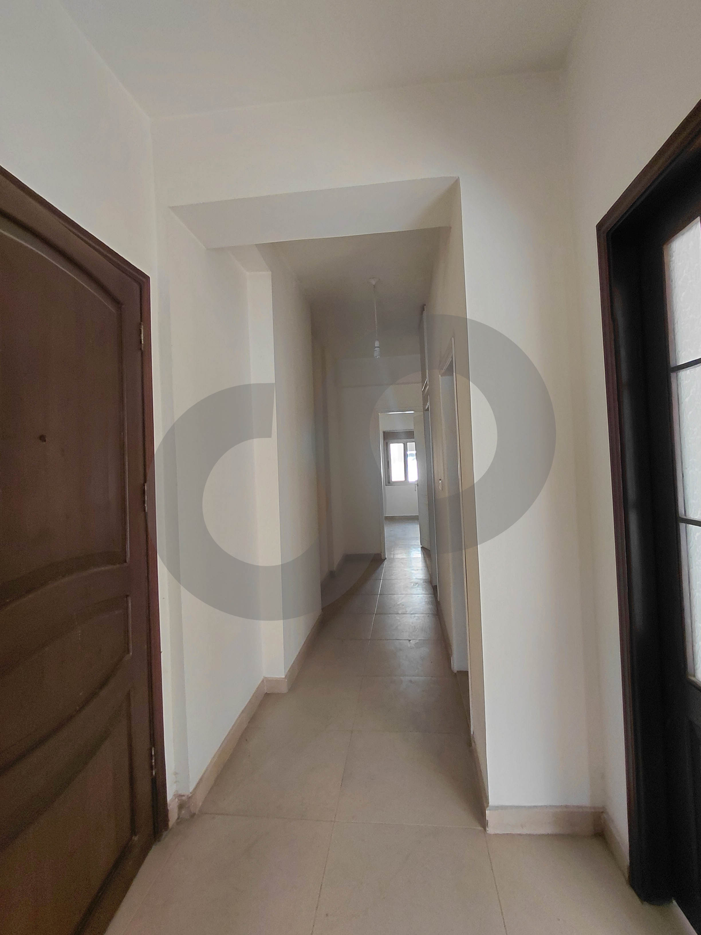 New building, strategic location, Baouchriye — الصورة 3
