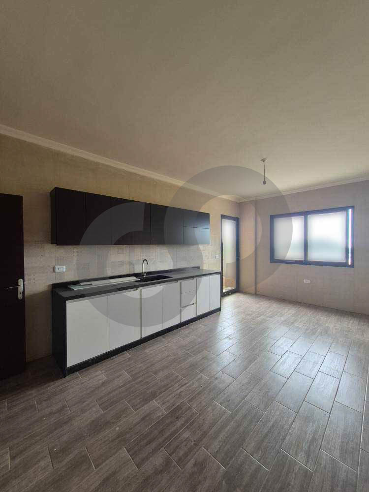 2minutes from main road, balcony, elevator, Ainab — الصورة 3
