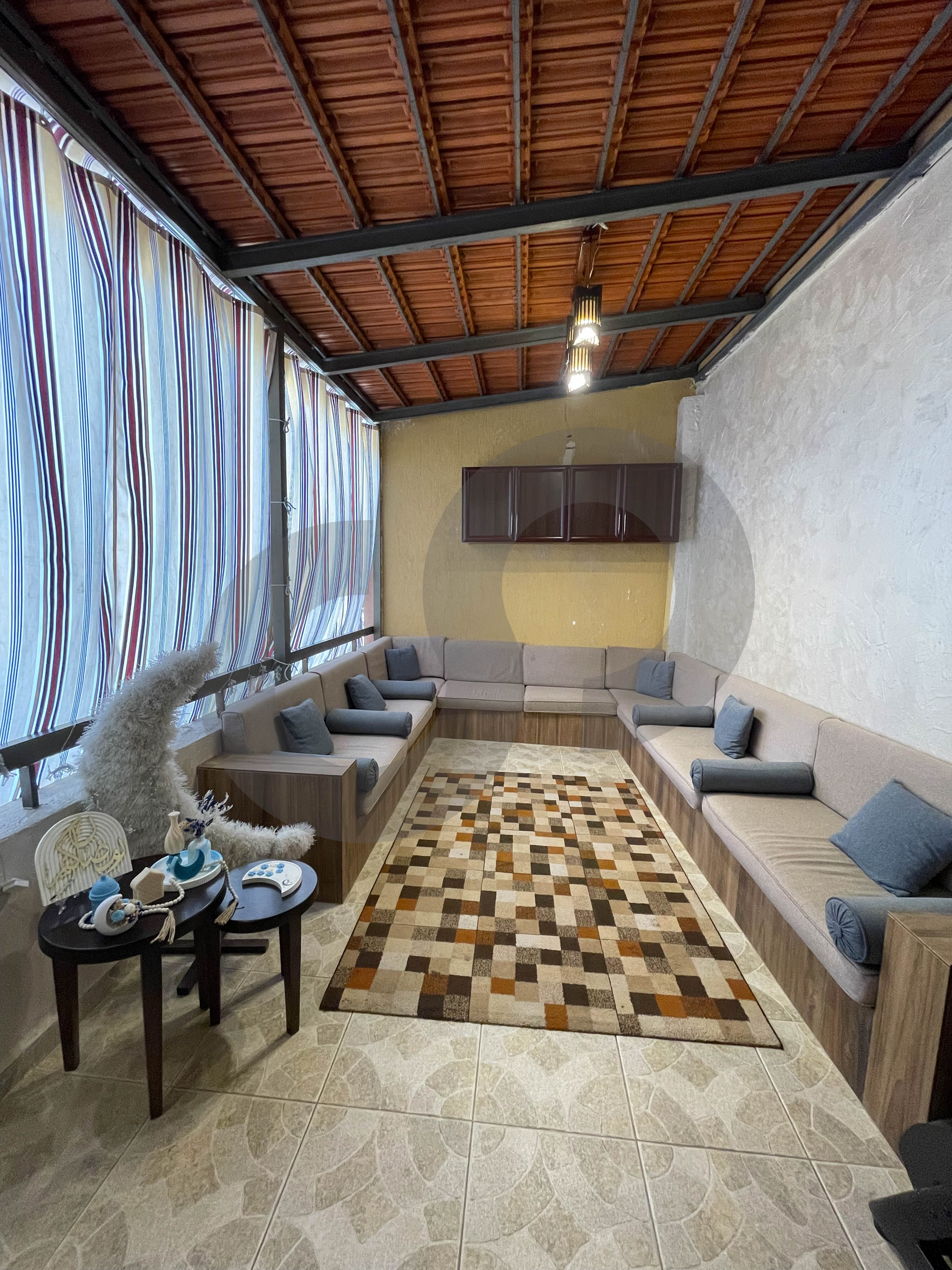 terrace, 2 Parking Spaces, bchamoun el maderes — الصورة 3