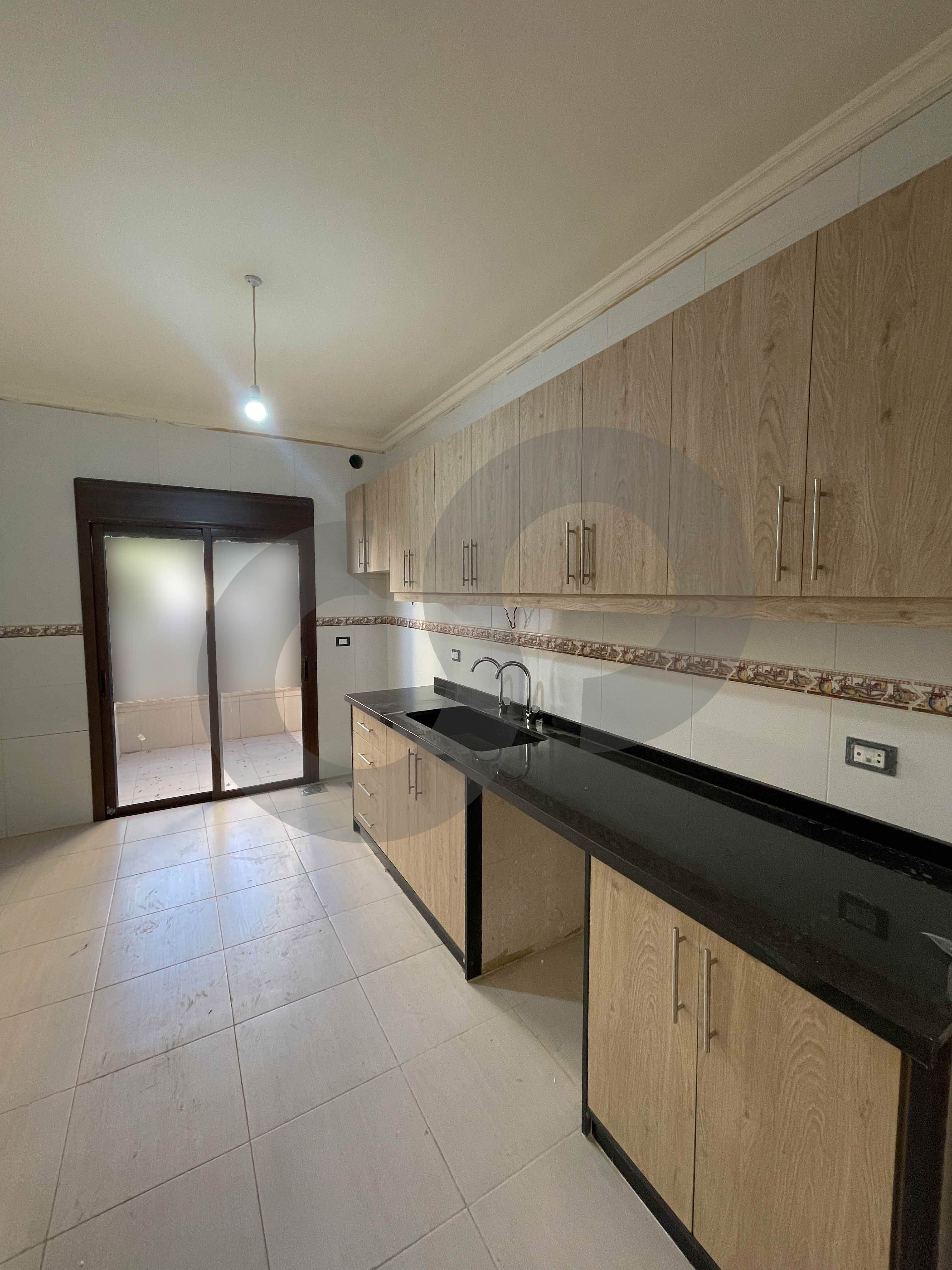 Full Sea View, balcony, elevator, parking, Jbeil — الصورة 3