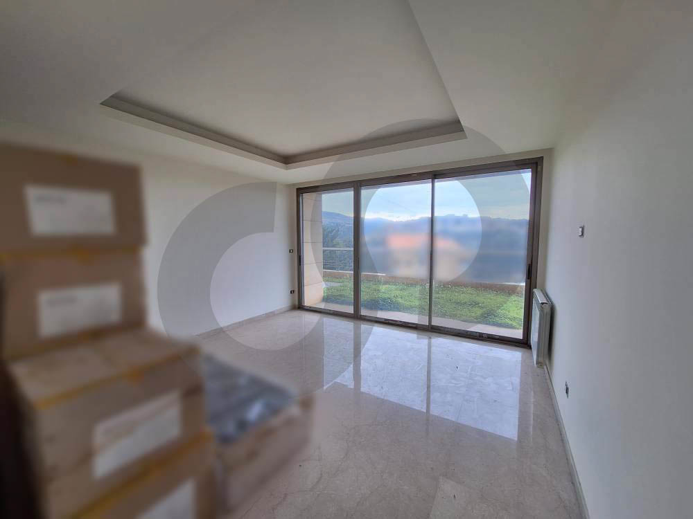 Spacious & Bright, open view, terrace, Mansourieh — الصورة 3