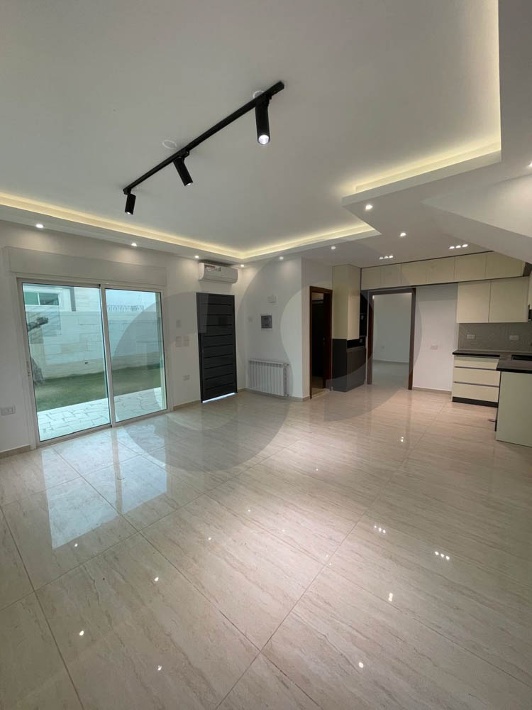 Brand New Villa , Gated community in Kornayel — الصورة 3
