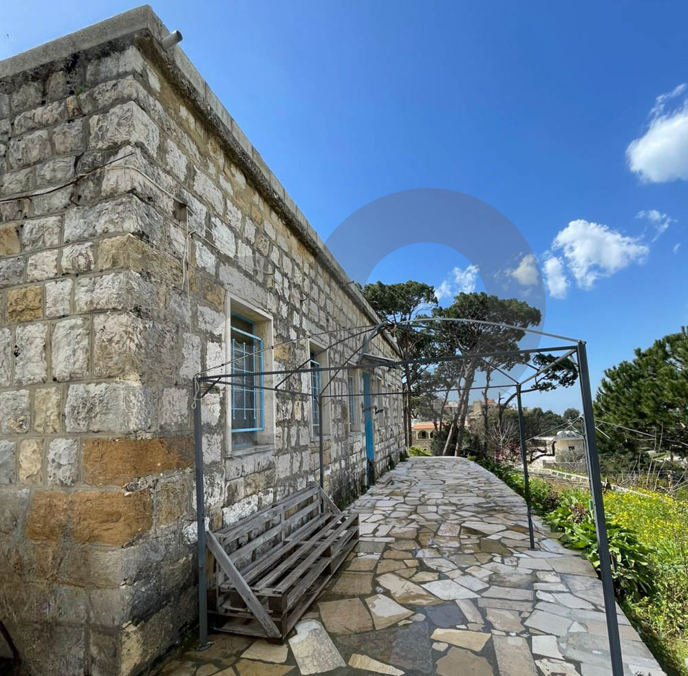 Terrace and Gardens , Baabda-El Ebadieh — photo 3