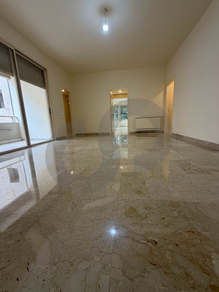 Maids room with bathroom, Fully Renovated , Rabieh — الصورة 3