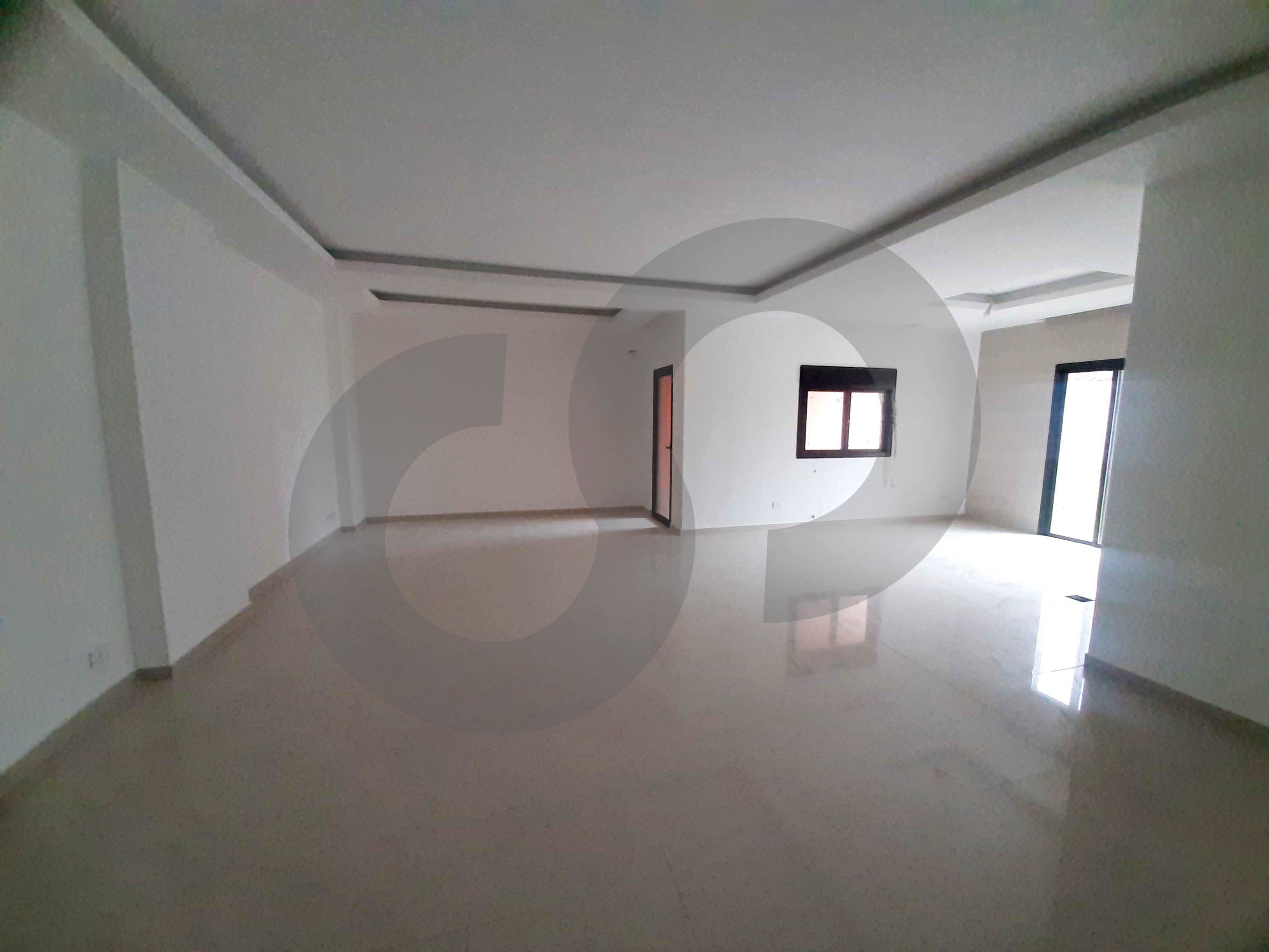 Covered parking, garden, balconies, Hboub, Jbeil — الصورة 3
