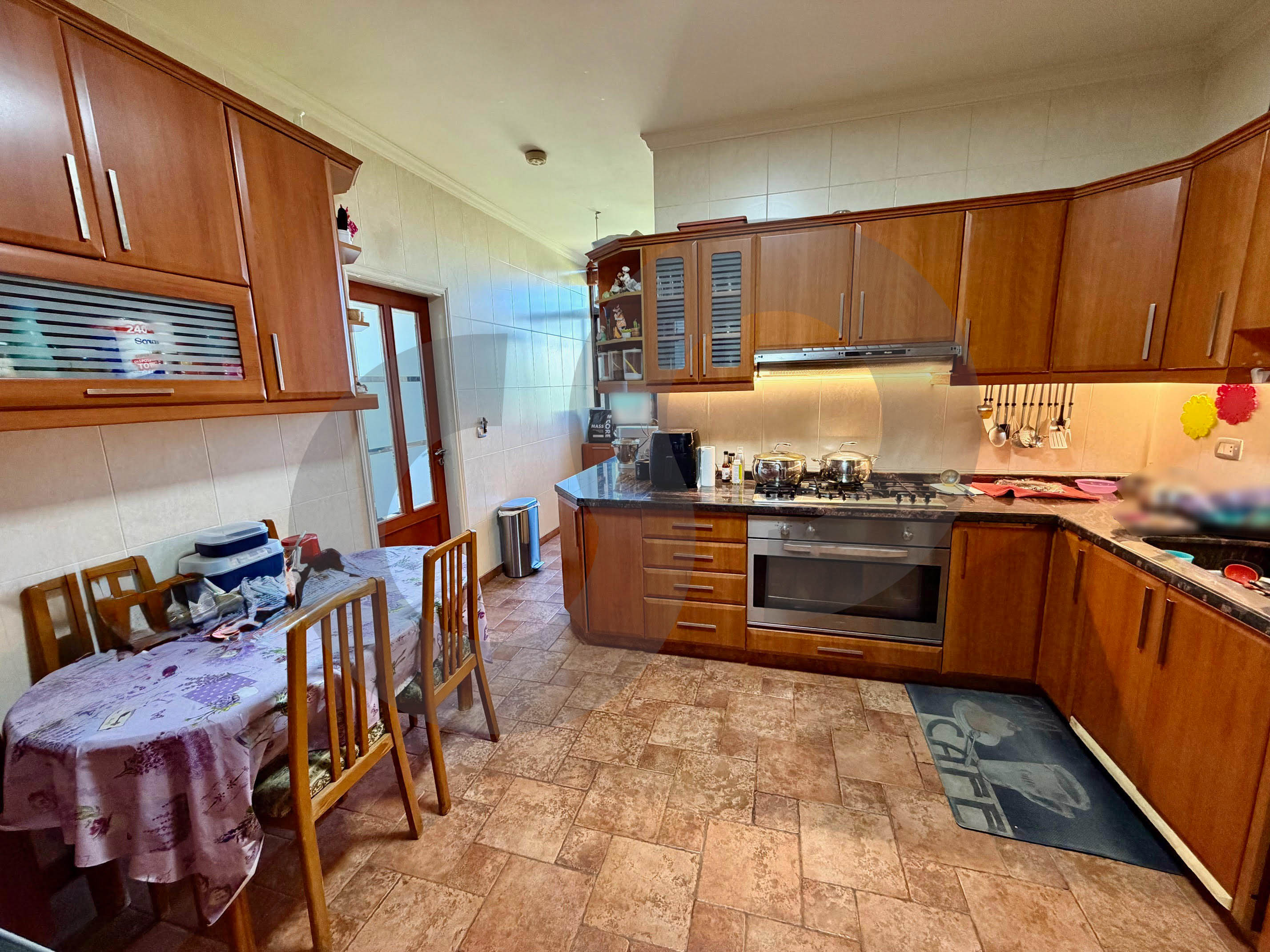 parking, 3 balconies, sea view, Kfaryassine — الصورة 3