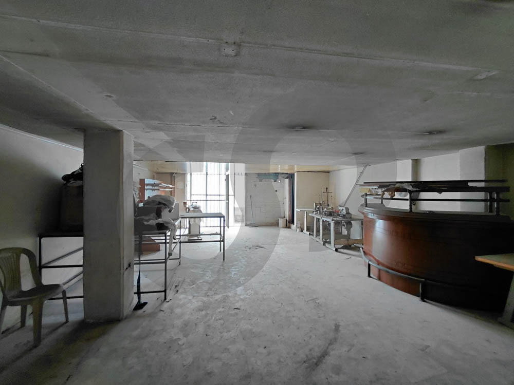 Multi-Purpose Space , Naher El Mot — الصورة 3