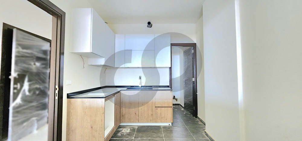 A newly built apartment in Qornet el Hamra — photo 3