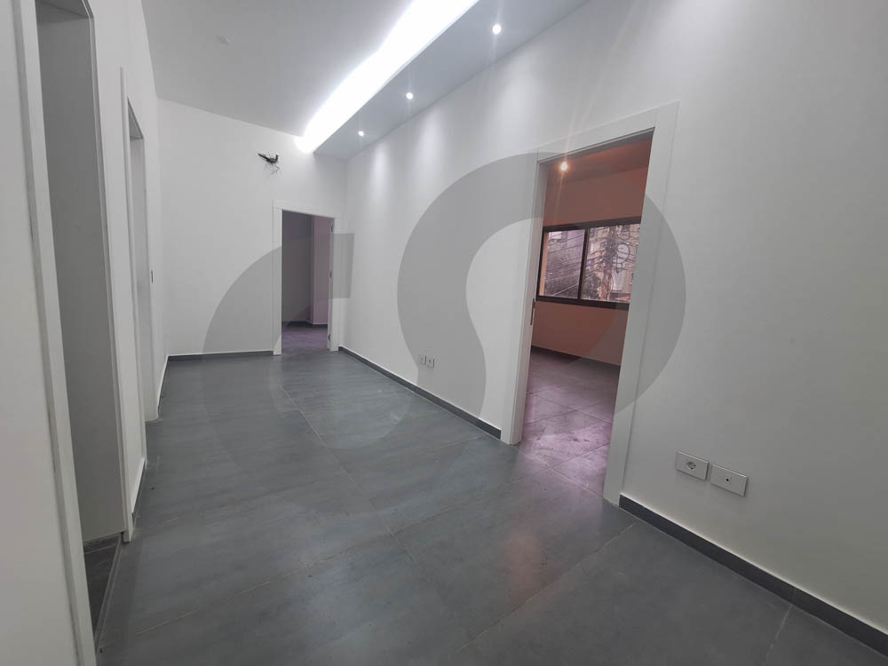 COMMERCIAL BUILDING ,BRAND NEW OFFICES, Jdeideh — الصورة 2