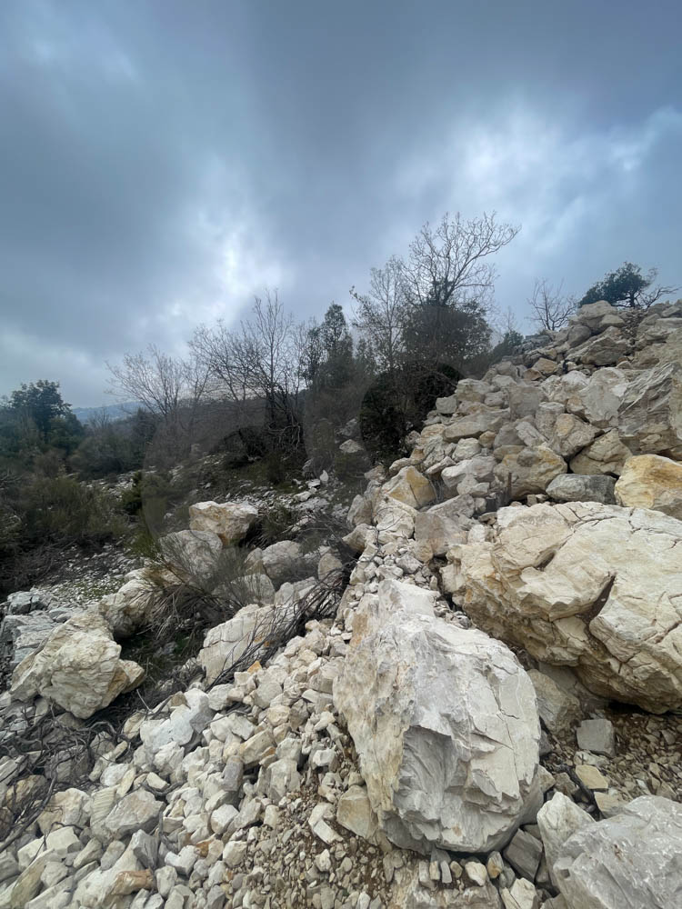 Beautiful open mountain view , Open View , Mechmech — الصورة 3