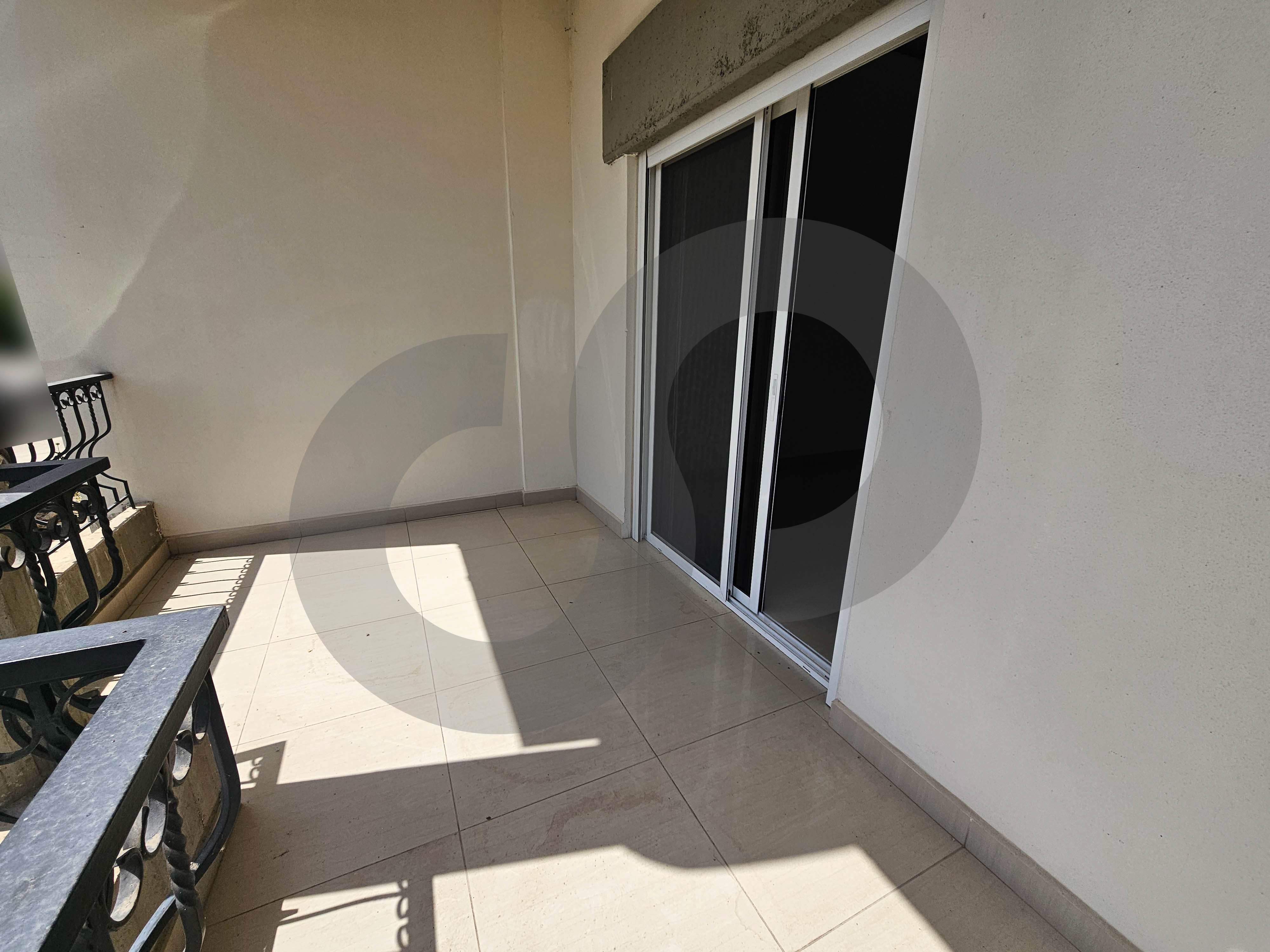 Terrace , well-maintained, Elevator, Zgharta — الصورة 3