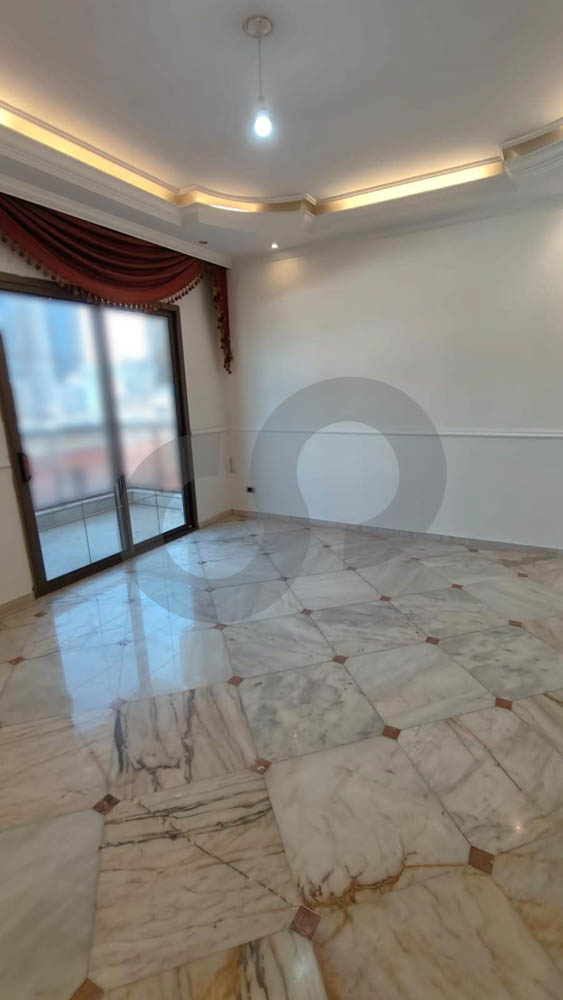 Luxurious penthouse , Minet El Hosn — الصورة 3
