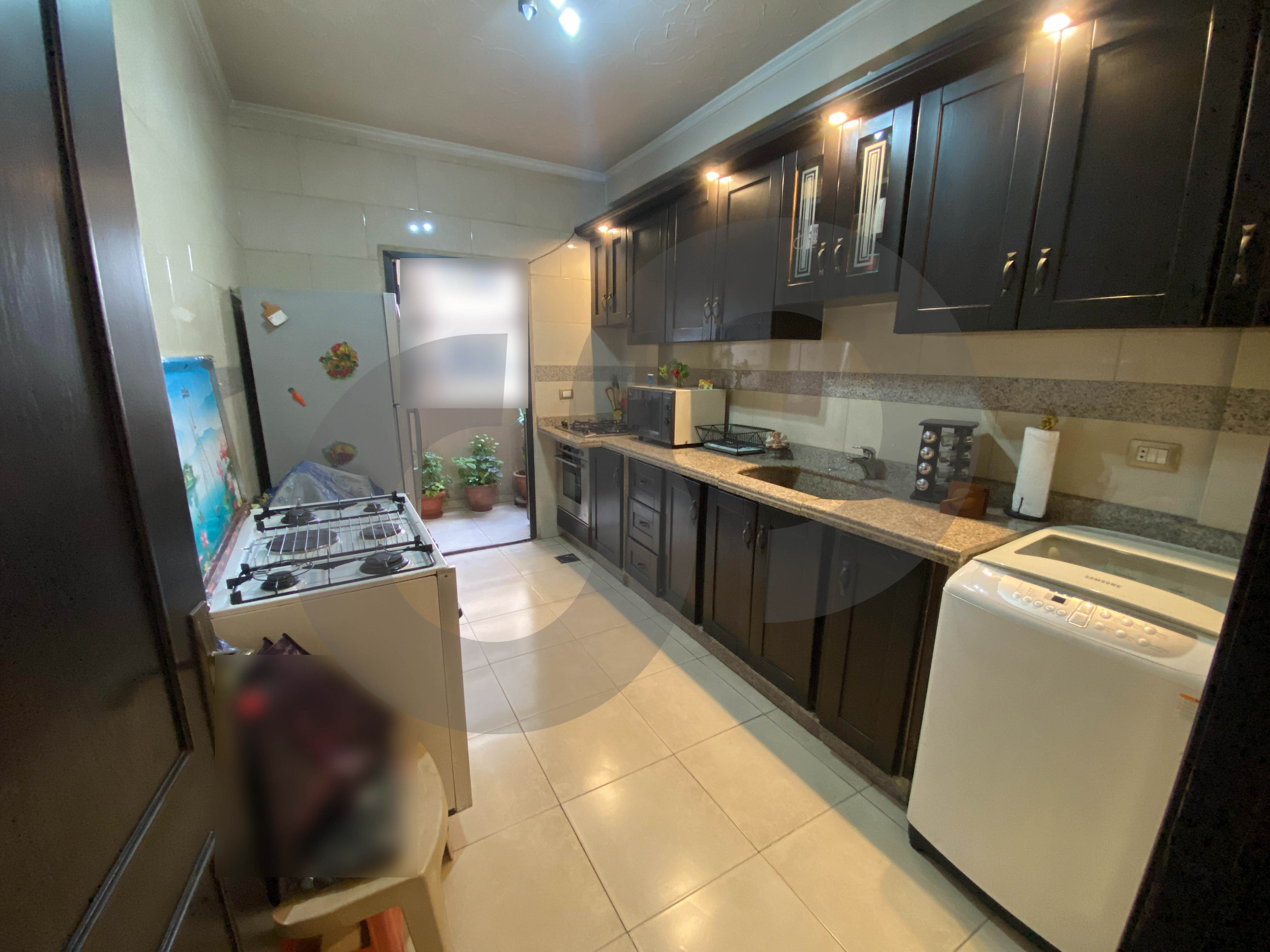2 balconies, parking, prime area, Dam wa Farz — الصورة 3