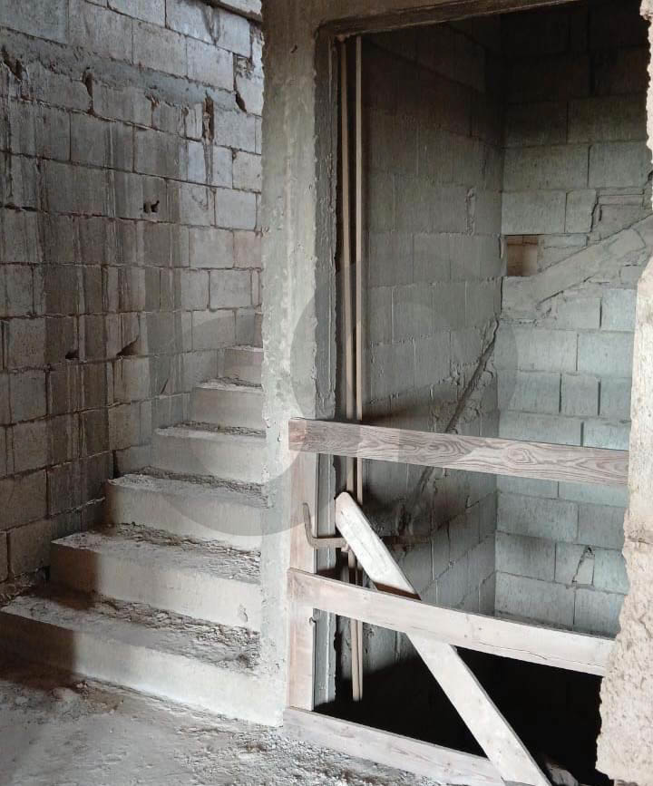 under construction, mountain view, koura, Bkeftine — الصورة 3