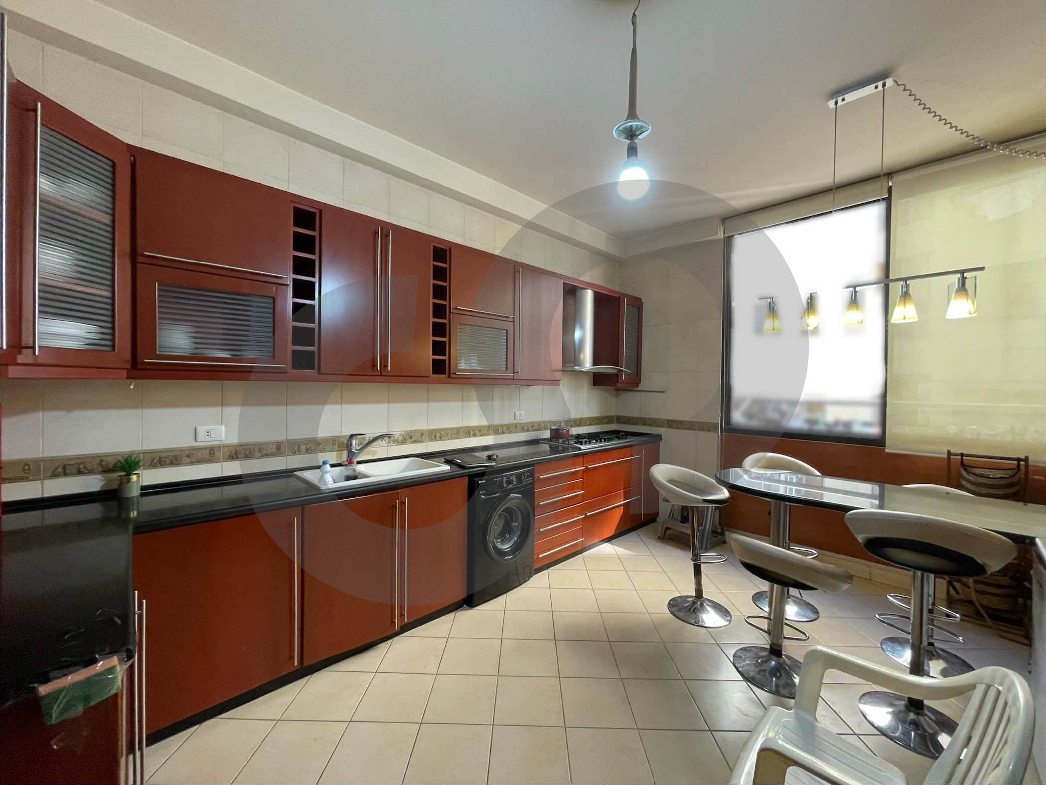 fully decorated,fully furnished,Sin El Fil,Metn — الصورة 3