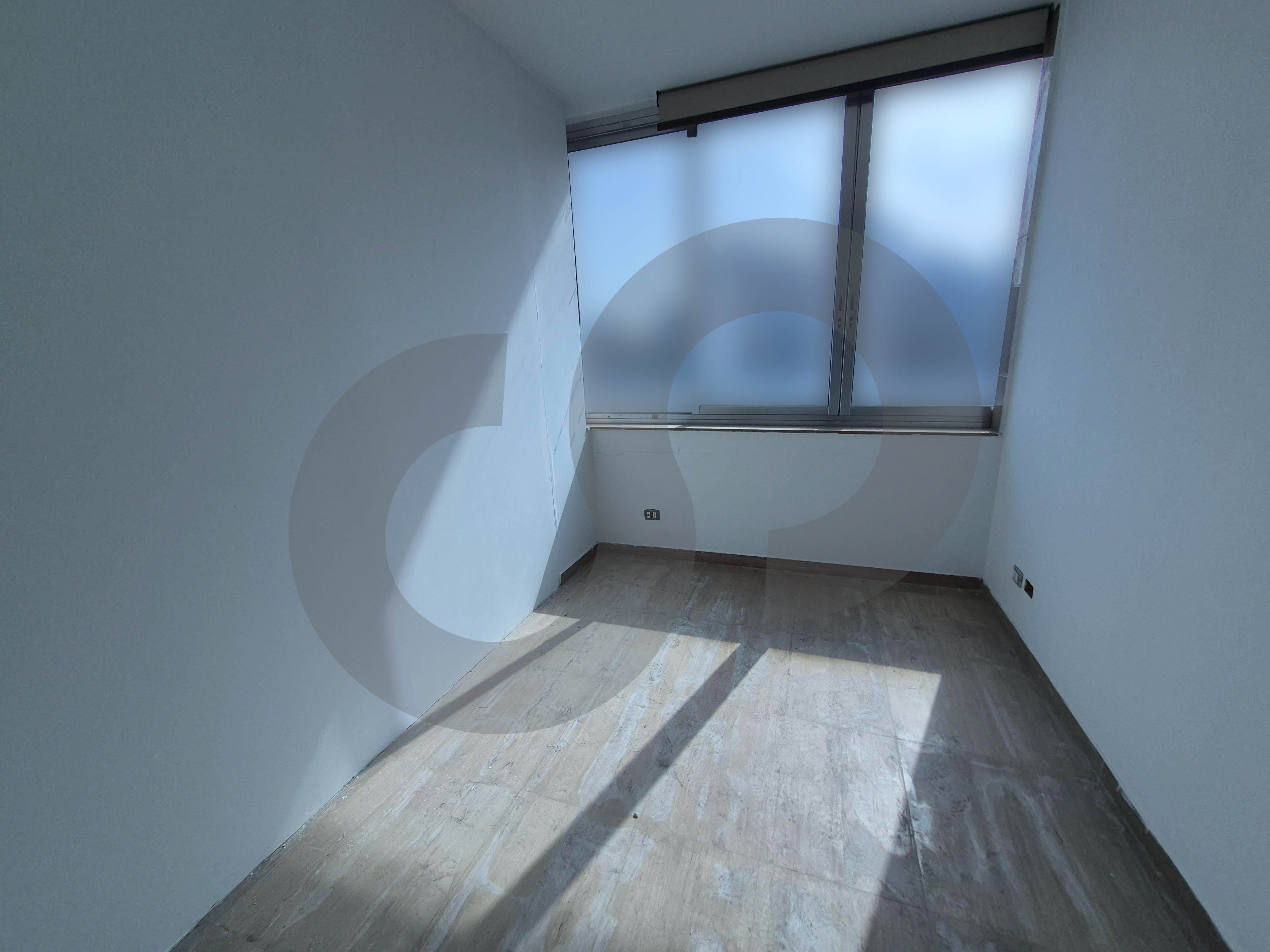 Prime location, office,well-designed,Verdun, Beirut — الصورة 3