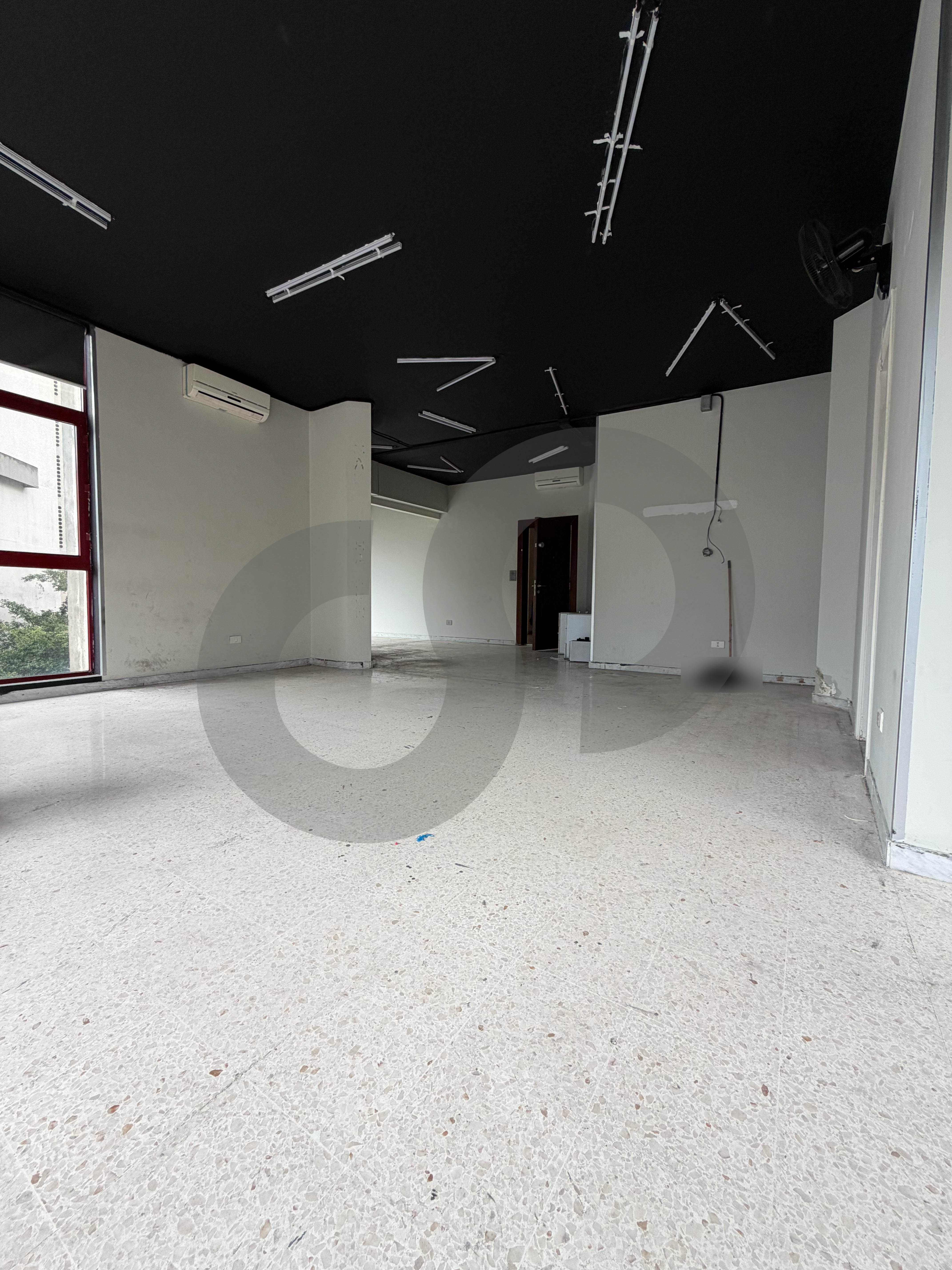 Prime location, active area,Easy access, Zalka, Metn — الصورة 3