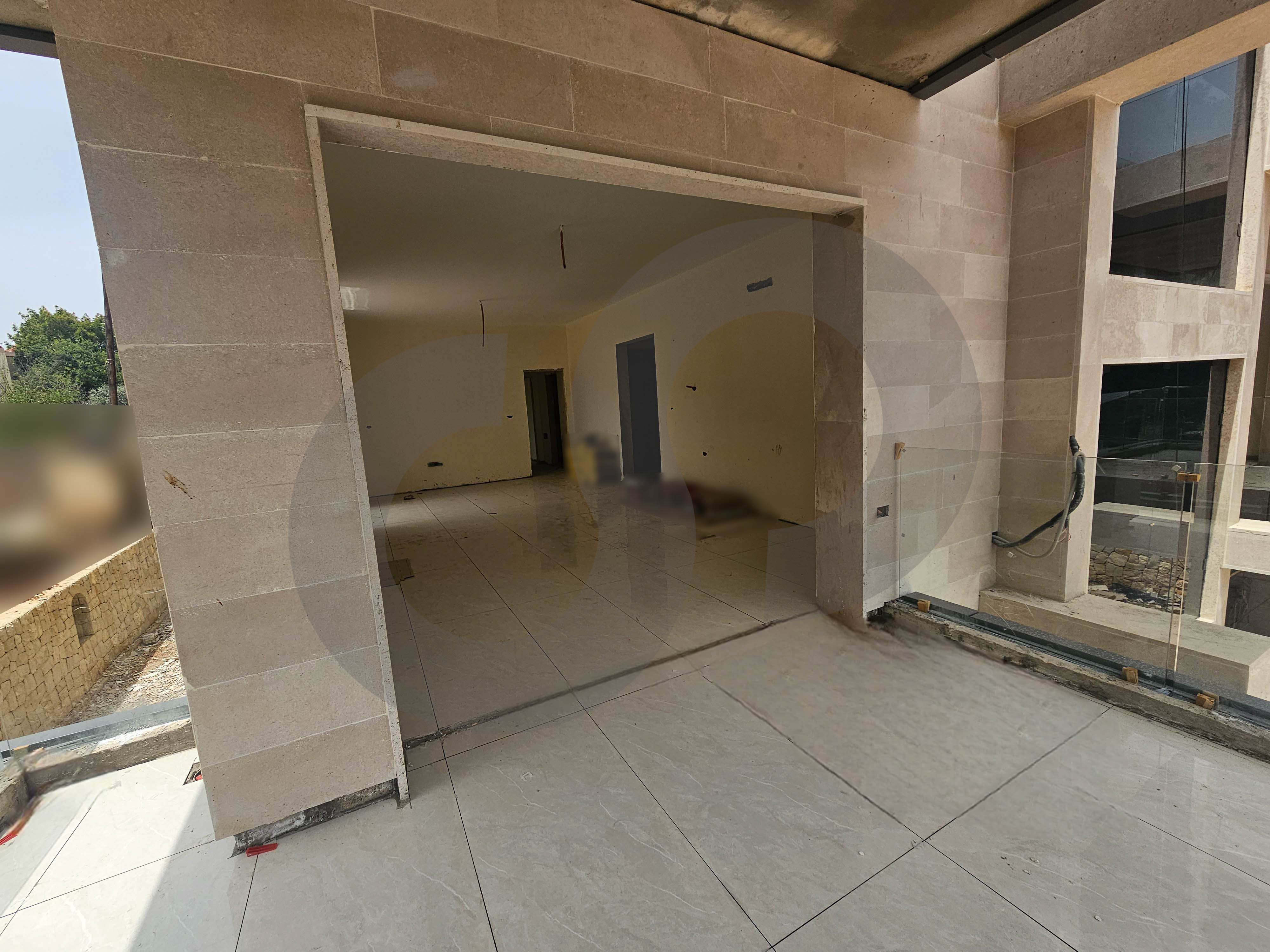 under construction, prime location,Zgharta, Besbaal — الصورة 3