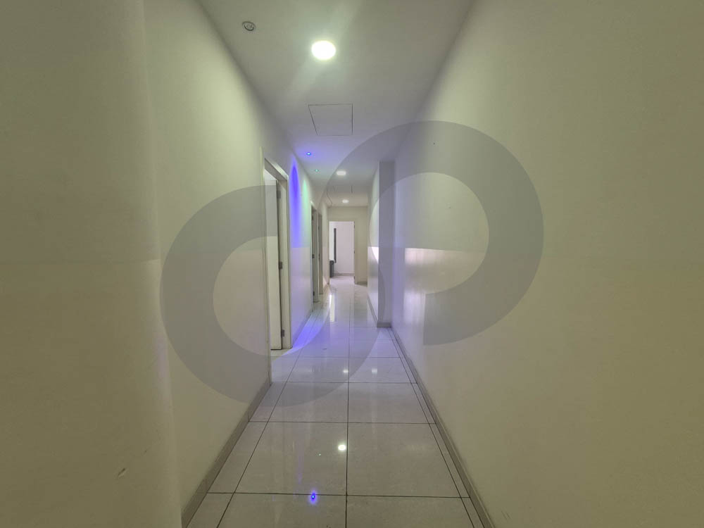 Commercial Building ,Ready to move in ,Zalka, Metn — الصورة 3