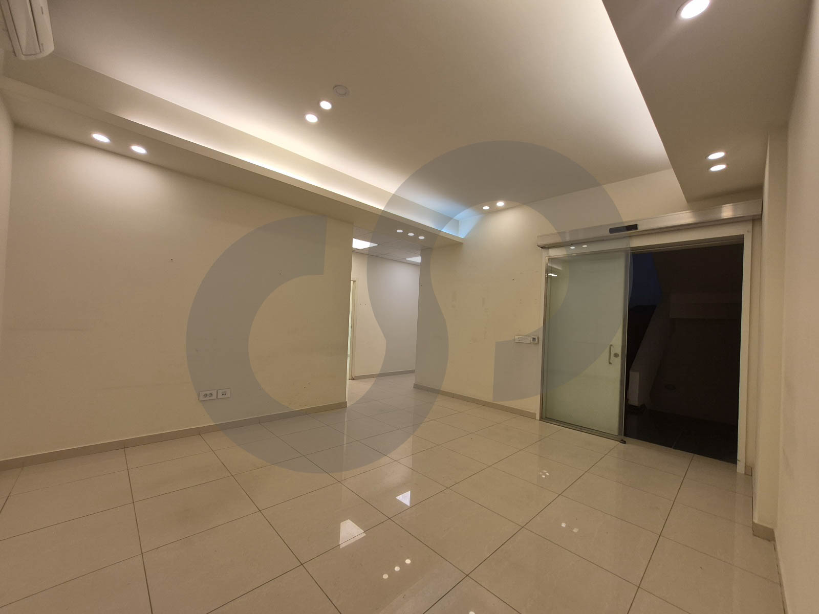 Seconds from Highway, prime location, Zalka, Metn — photo 3