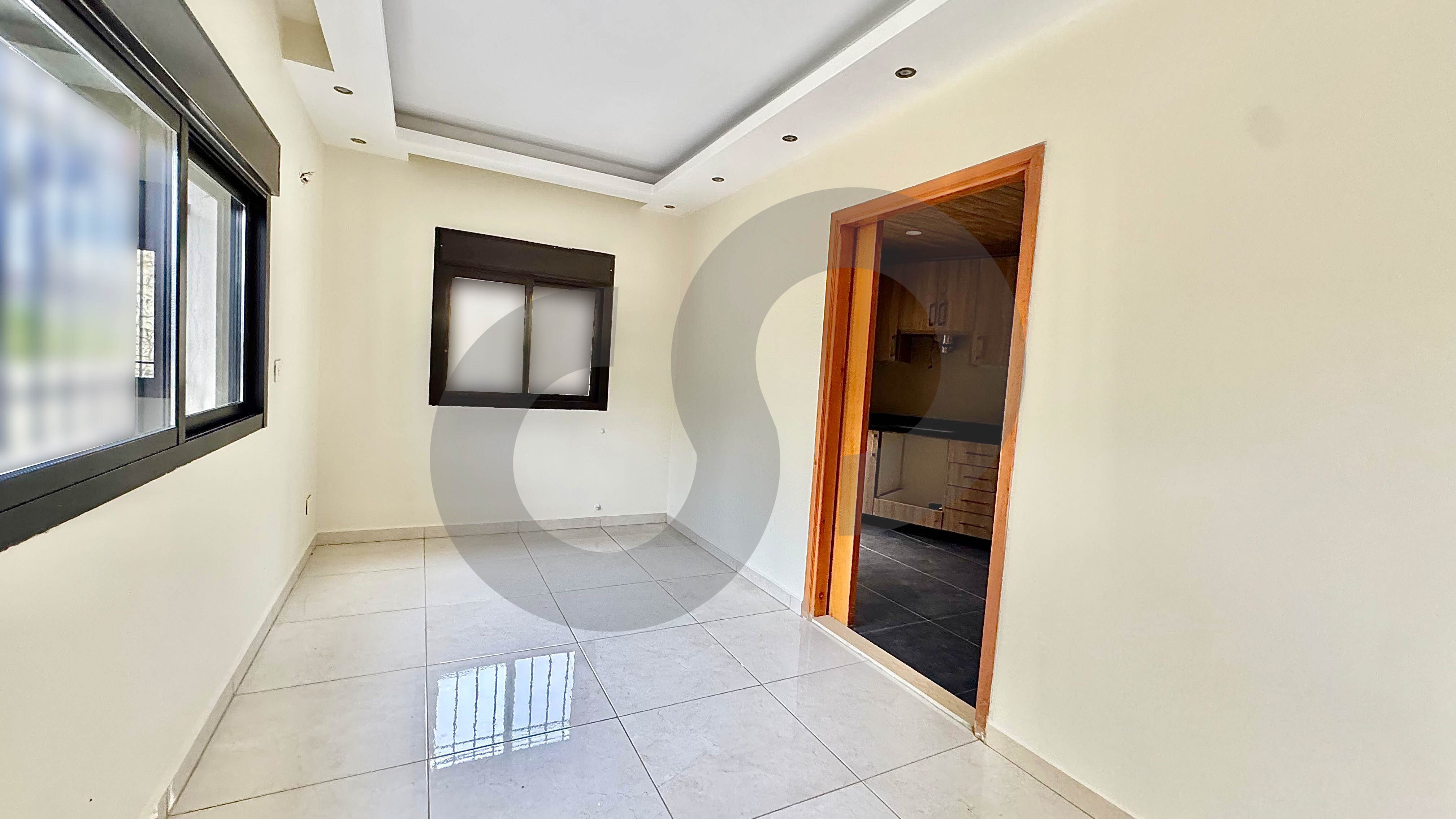 brand new, calm area, terrace, Bouar, Keserouan — الصورة 3