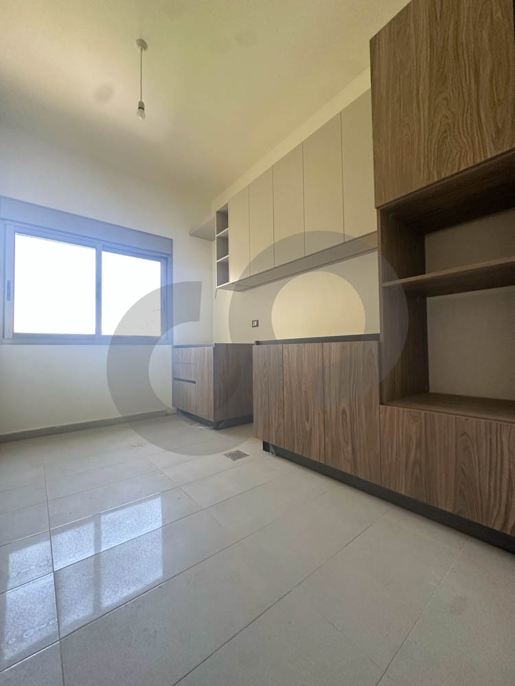 Brand New ,Sea view, High end building Halat Jbeil — الصورة 3