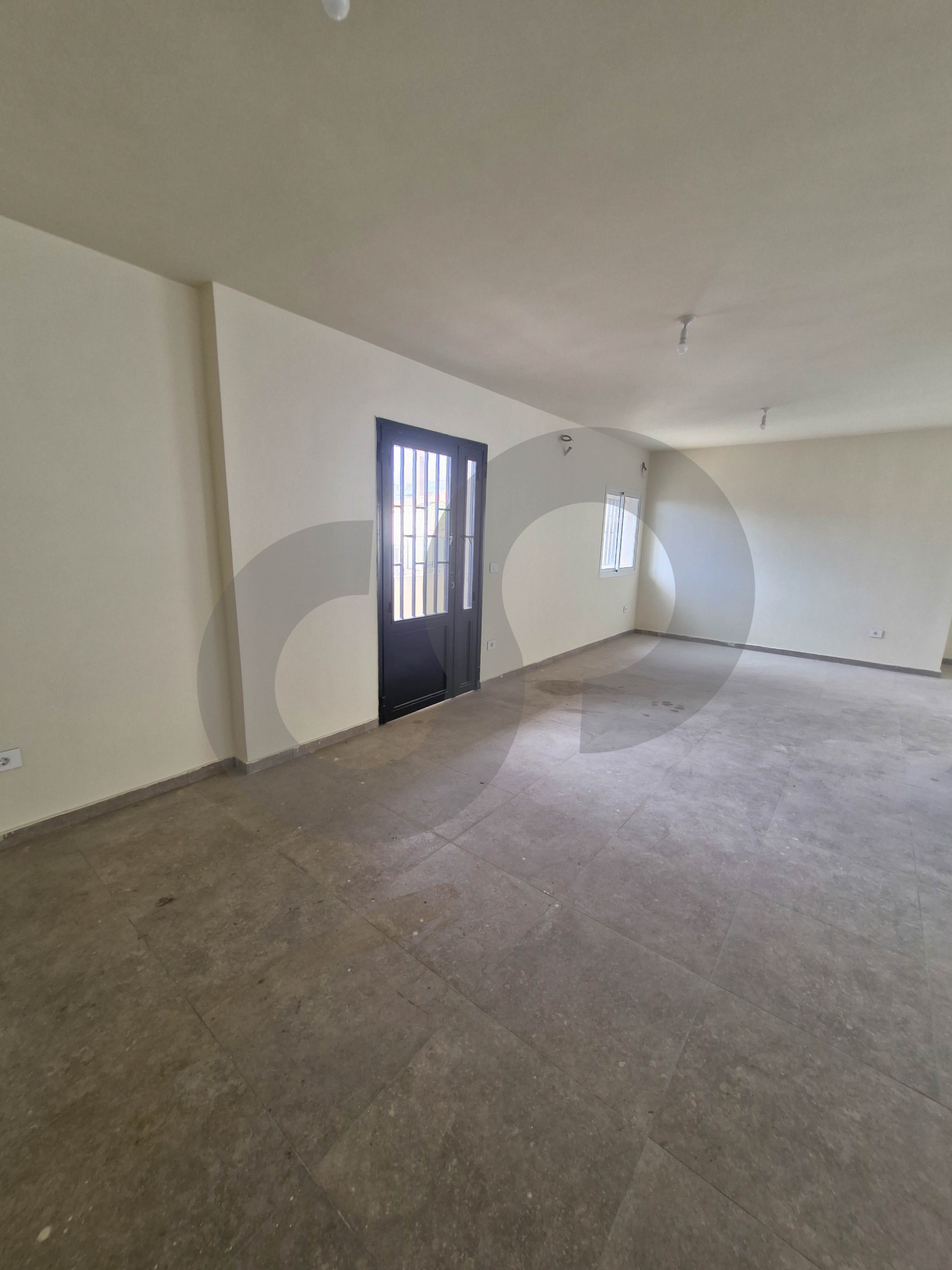 Great deal, prime location, jbeil, hboub — الصورة 3