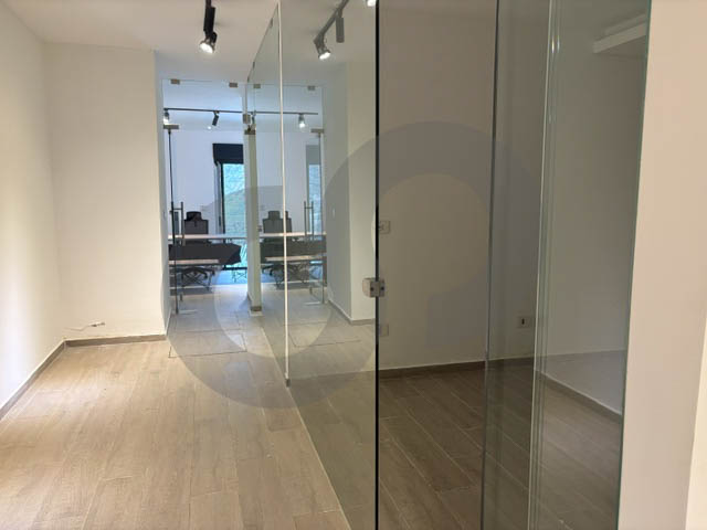 Mixed-Use Commercial Property, aachqout — الصورة 3