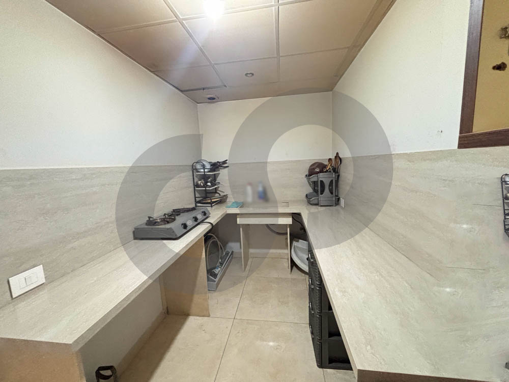 Perfect opportunity , Ready-to-use , Strategic location , Ain El Mreisseh-Beirut — photo 3