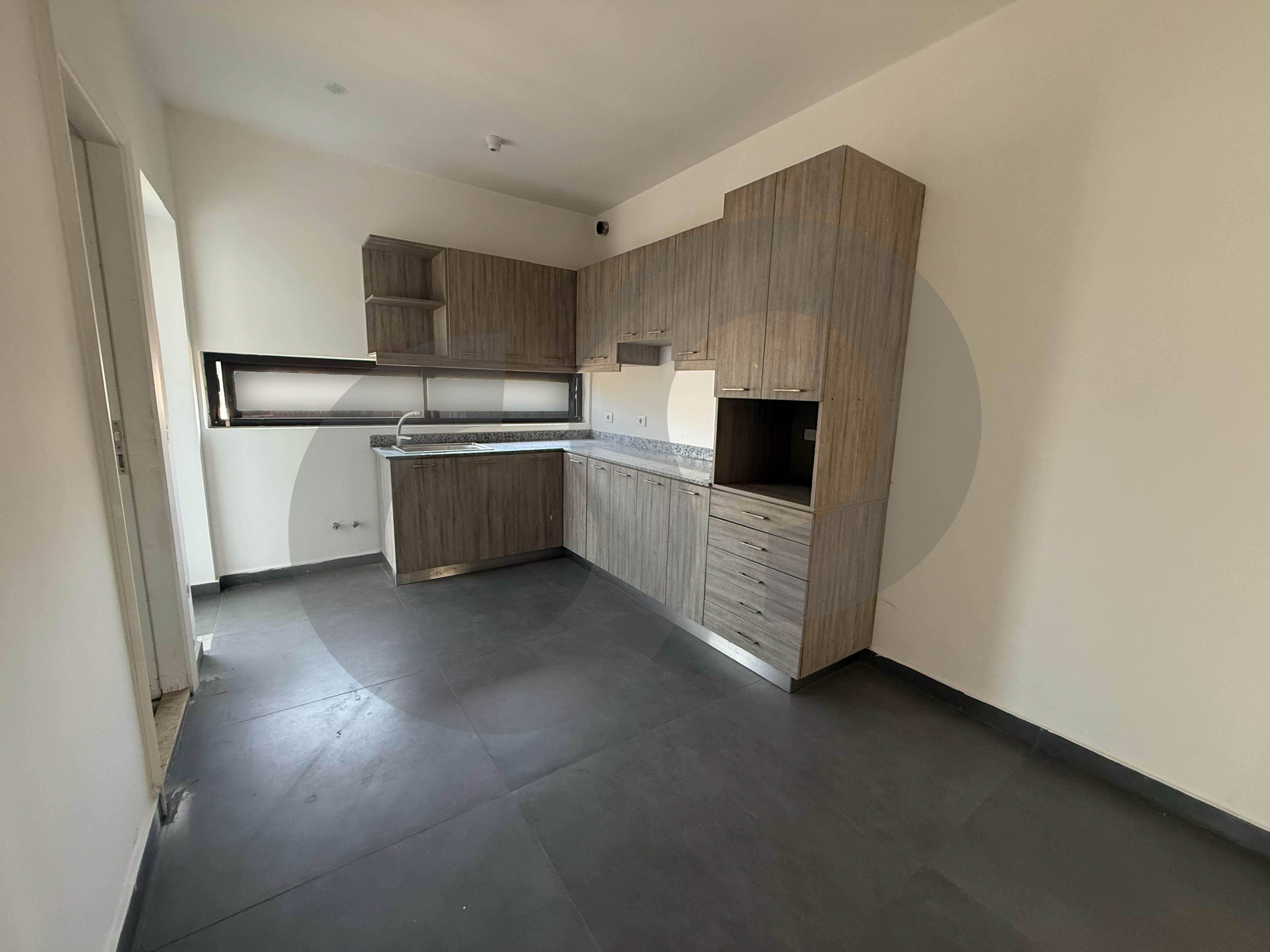 brand new, negotiable price, Kaskas, Beirut — الصورة 3