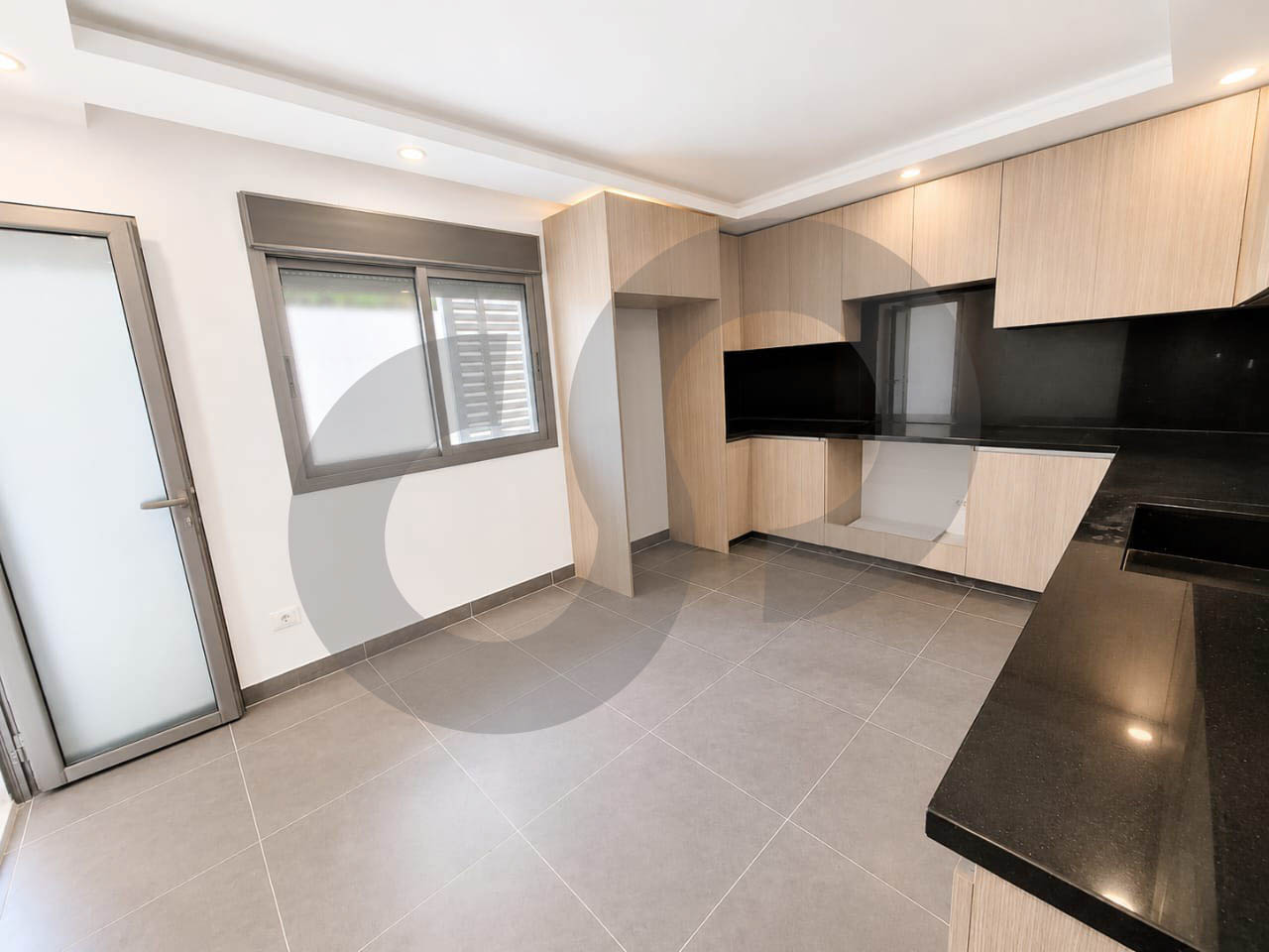High-End Duplex,Open Mountain view,Hazmiyeh,Baabda — الصورة 3