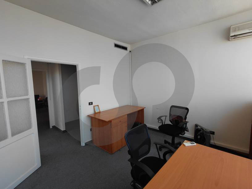 prime location, Horsh Tabet, Sin El Fil, Metn — الصورة 3