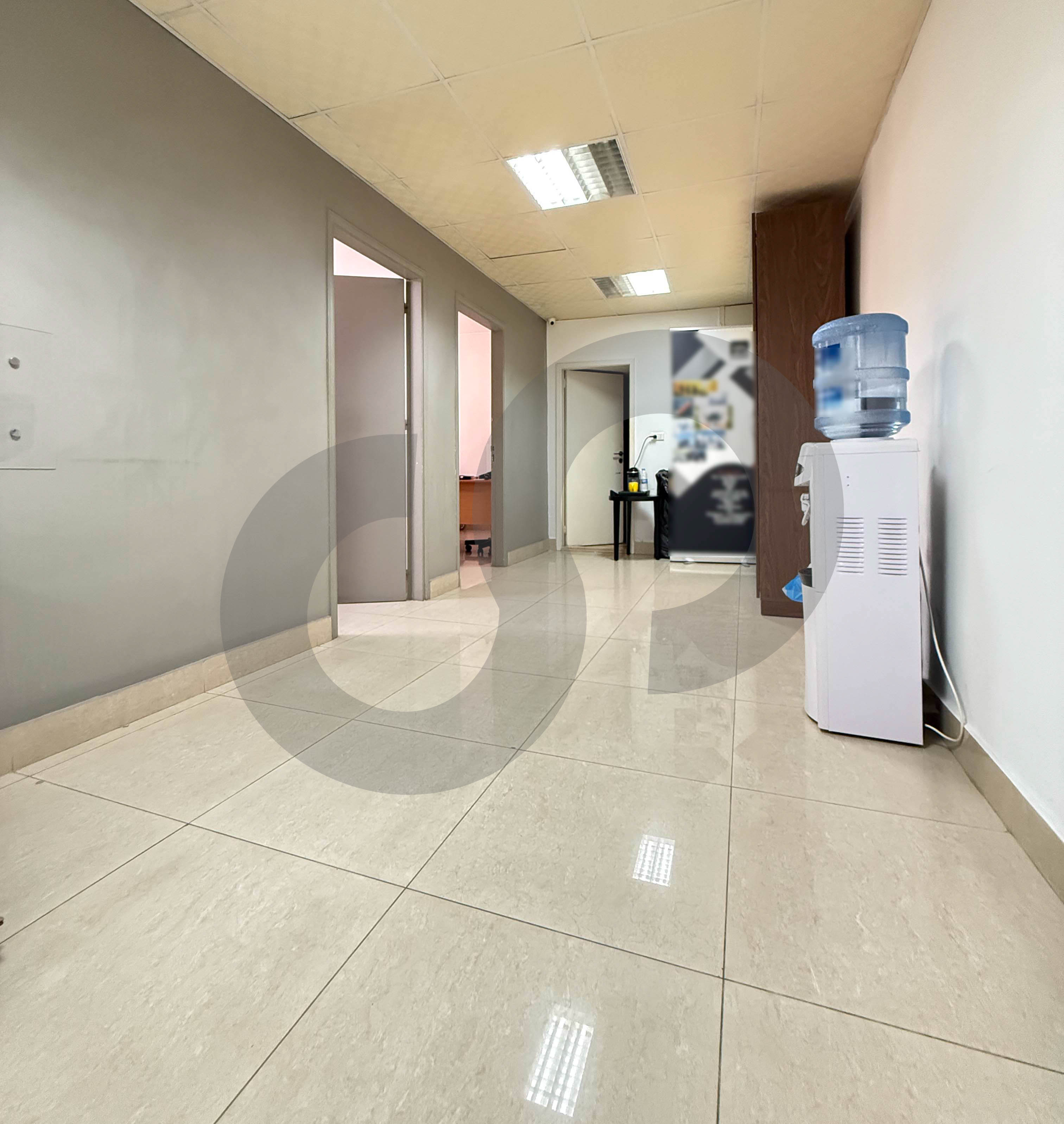 Prime Location, Commercial Center, Main Road, metn, Jal El Dib — الصورة 3